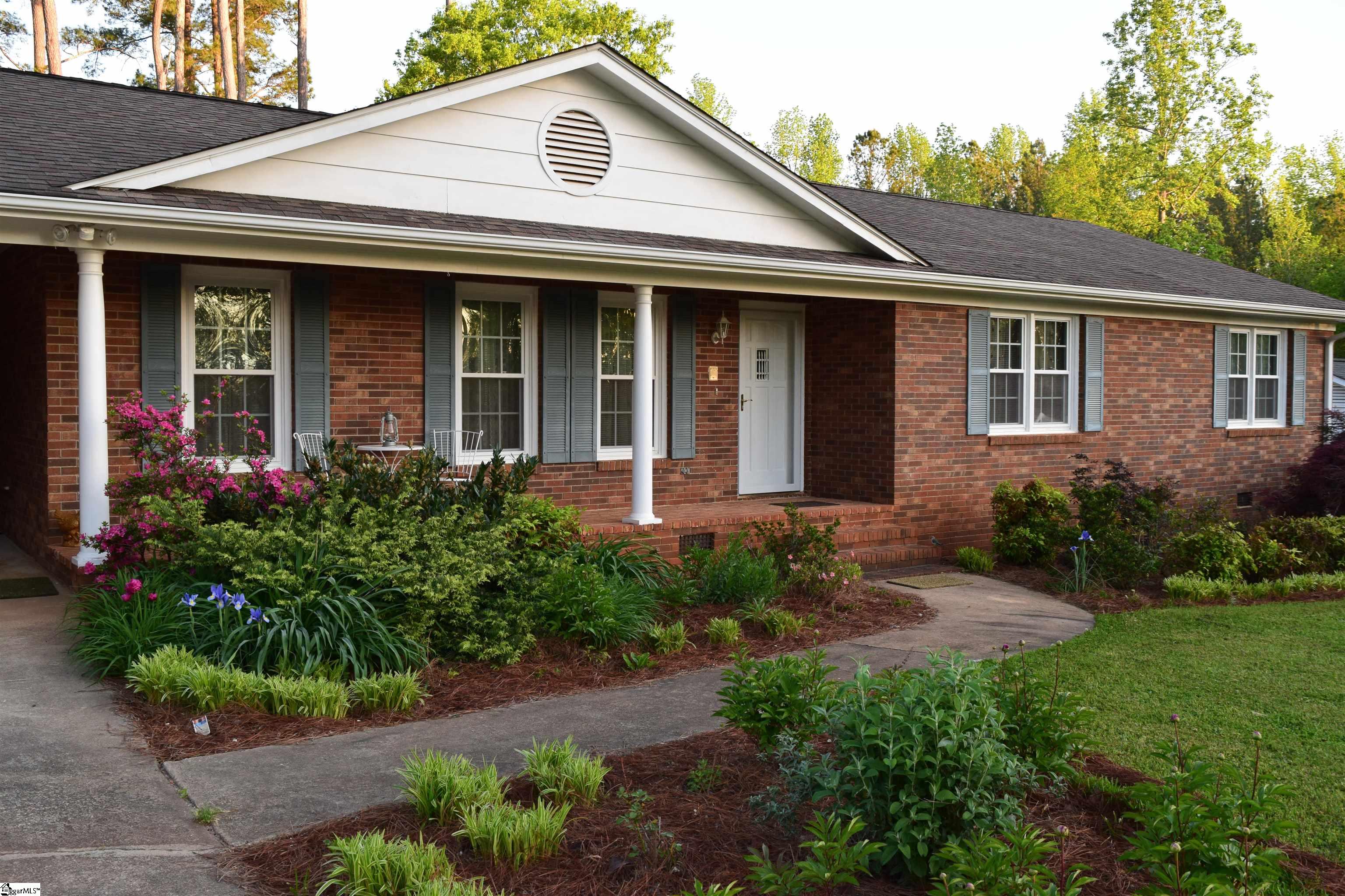 445 Harrell Drive Spartanburg, SC 29307