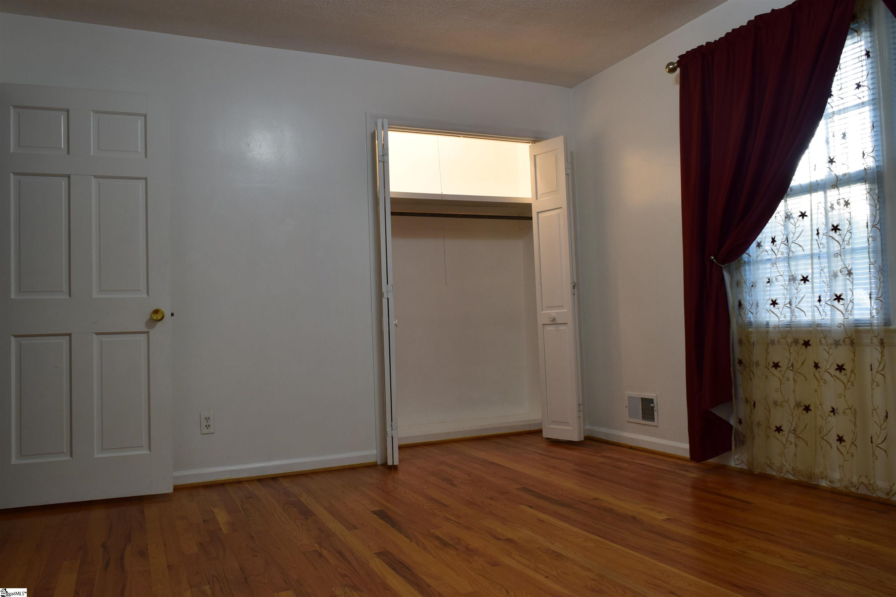 445 Harrell Drive Spartanburg, SC 29307