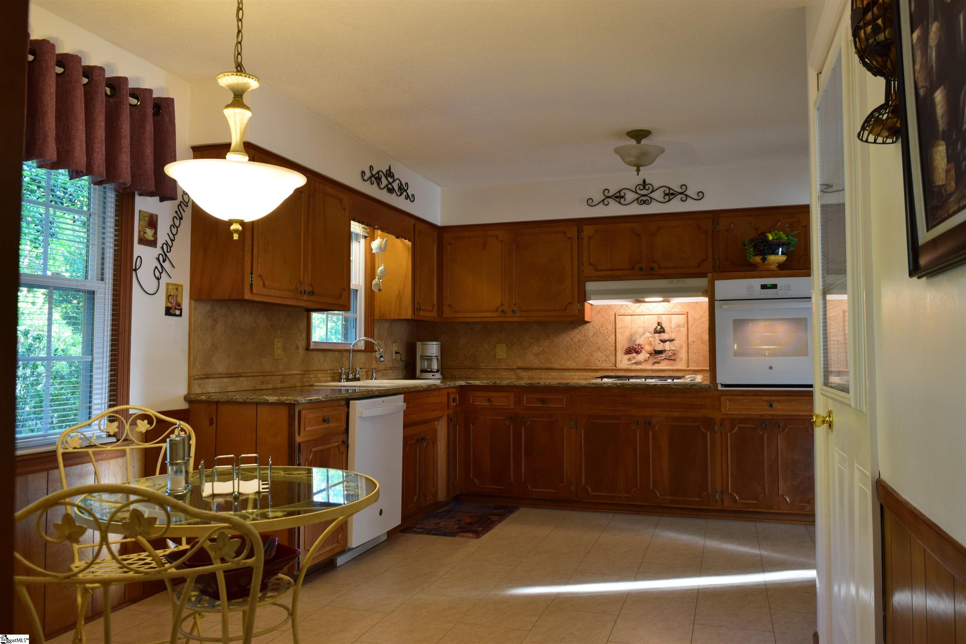 445 Harrell Drive Spartanburg, SC 29307
