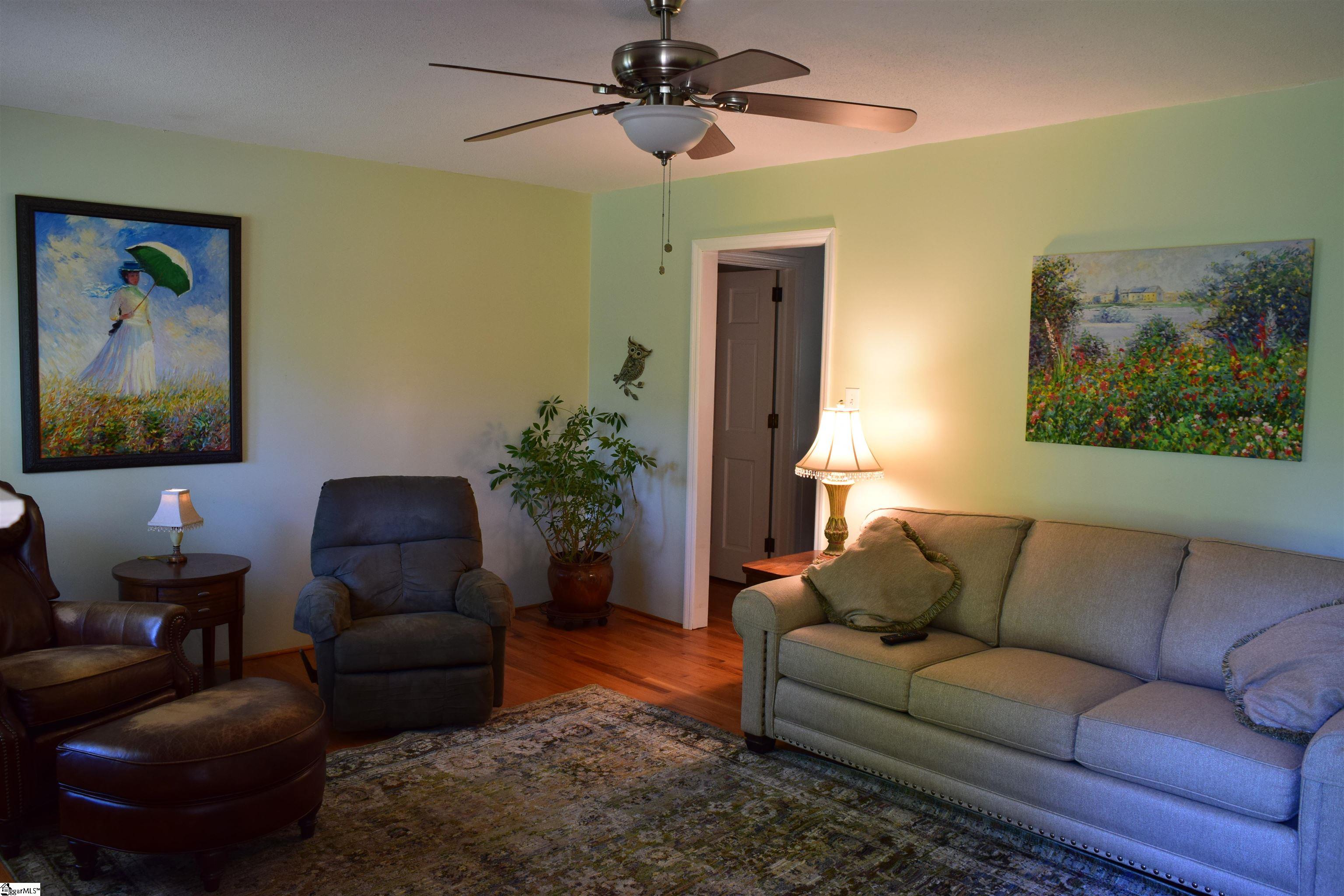 445 Harrell Drive Spartanburg, SC 29307