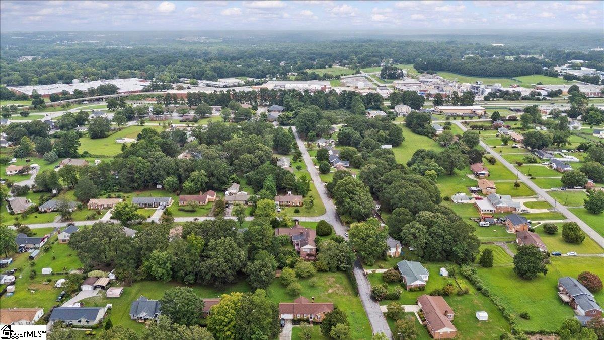 101 Lawnfield Street Mauldin, SC 29662