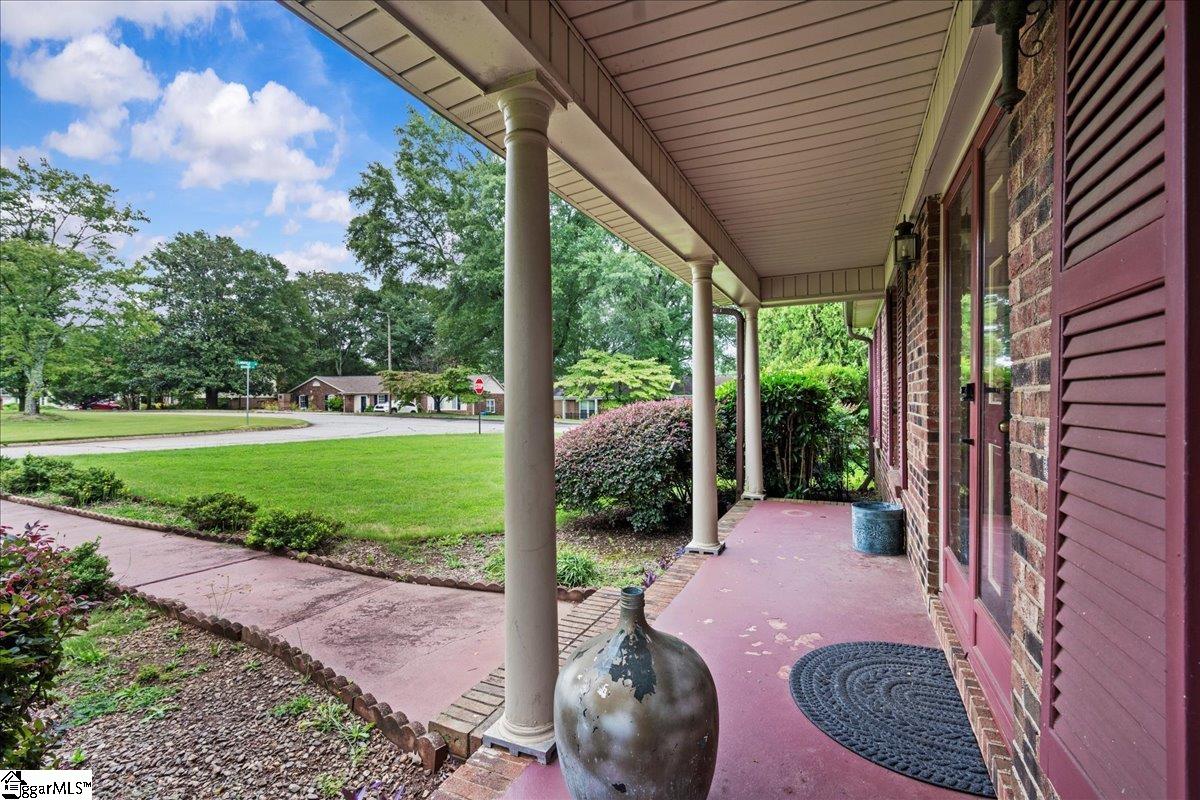 101 Lawnfield Street Mauldin, SC 29662