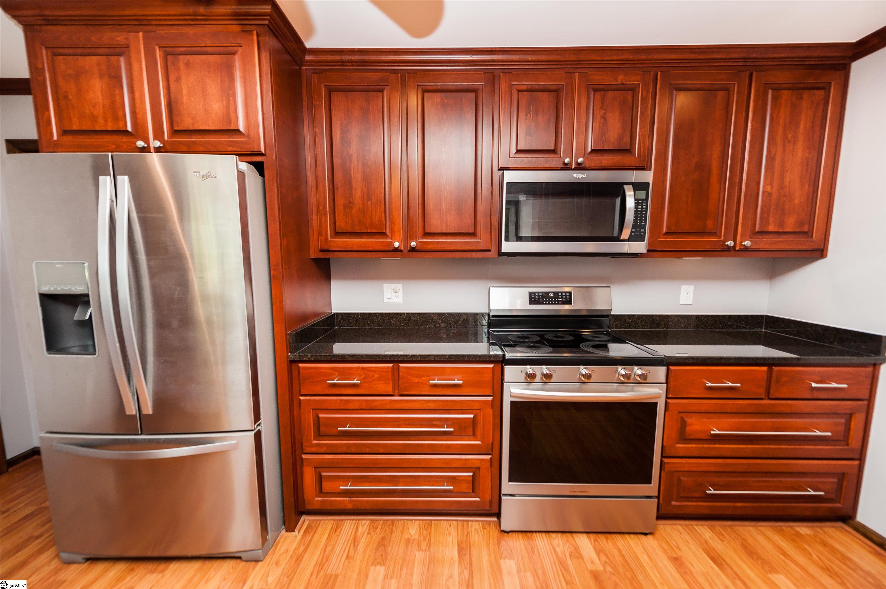 217 N Hill Drive Boiling Springs, SC 29316