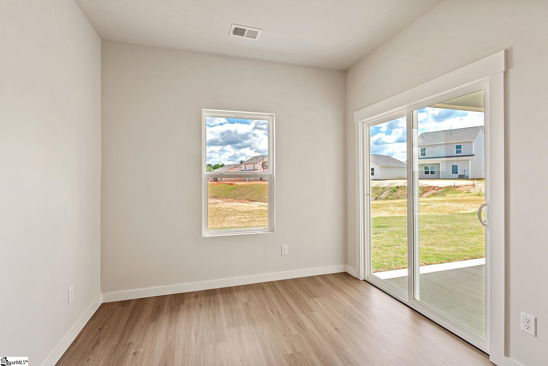 1208 Crested Iris Street Moore, SC 29369
