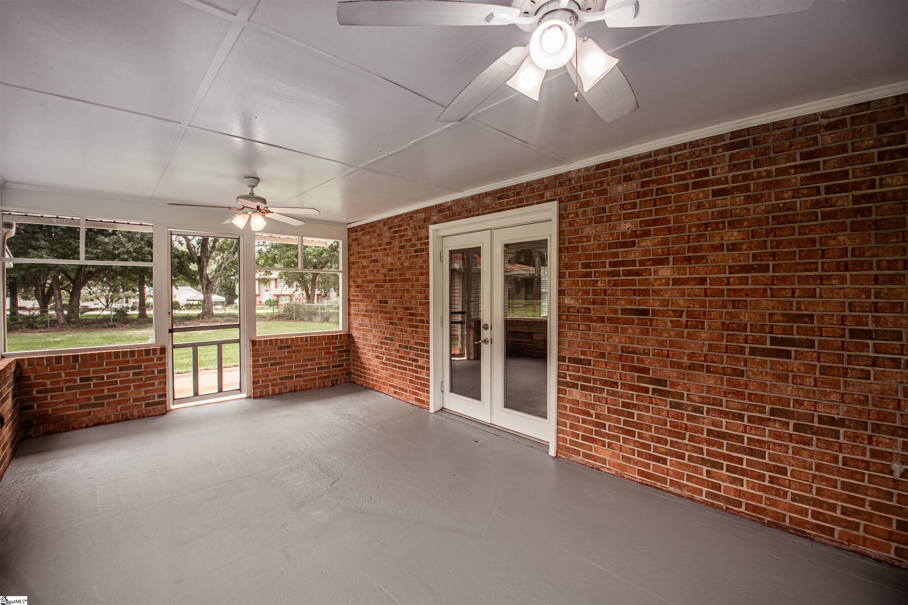 101 Shagbark Court Simpsonville, SC 29680