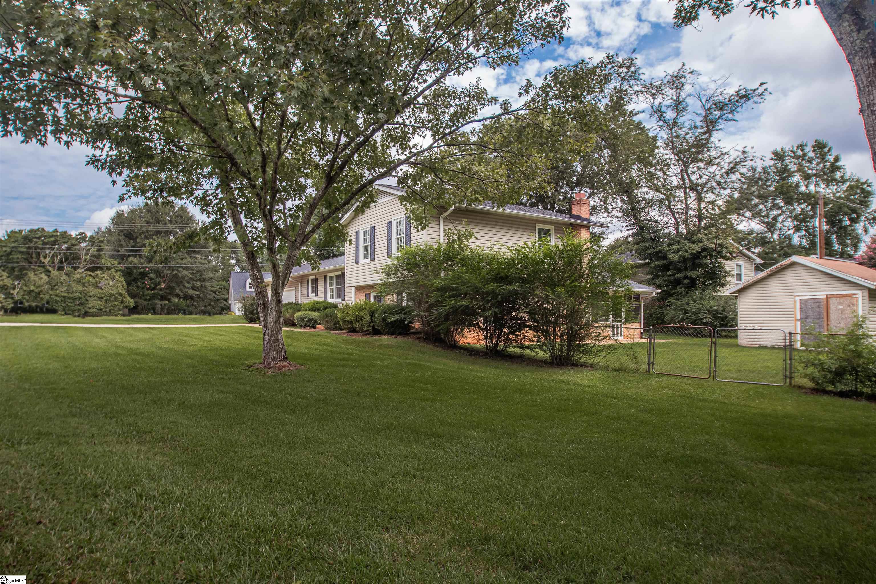 101 Shagbark Court Simpsonville, SC 29680