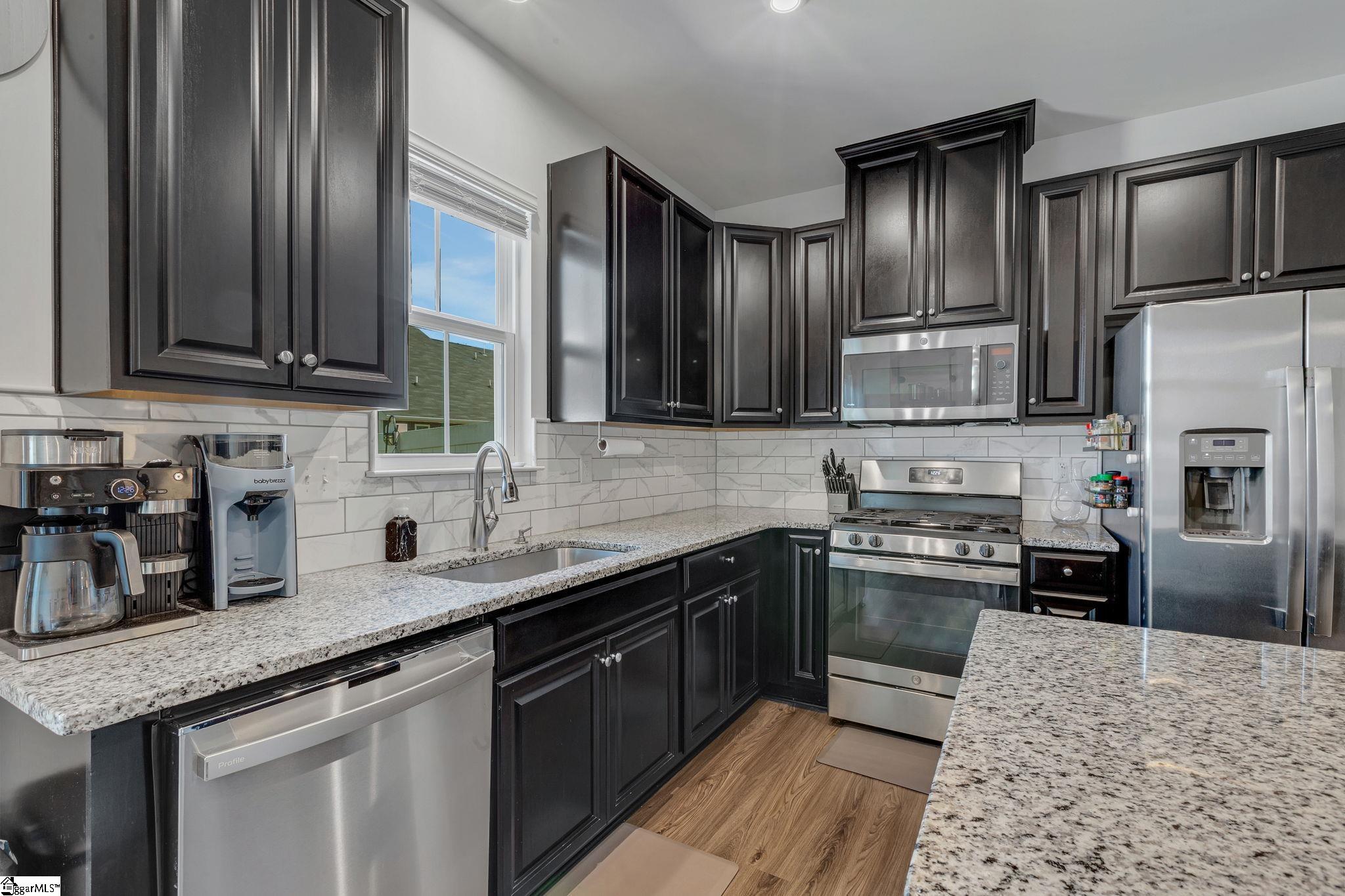 32 Country Dale Drive Greer, SC 29650