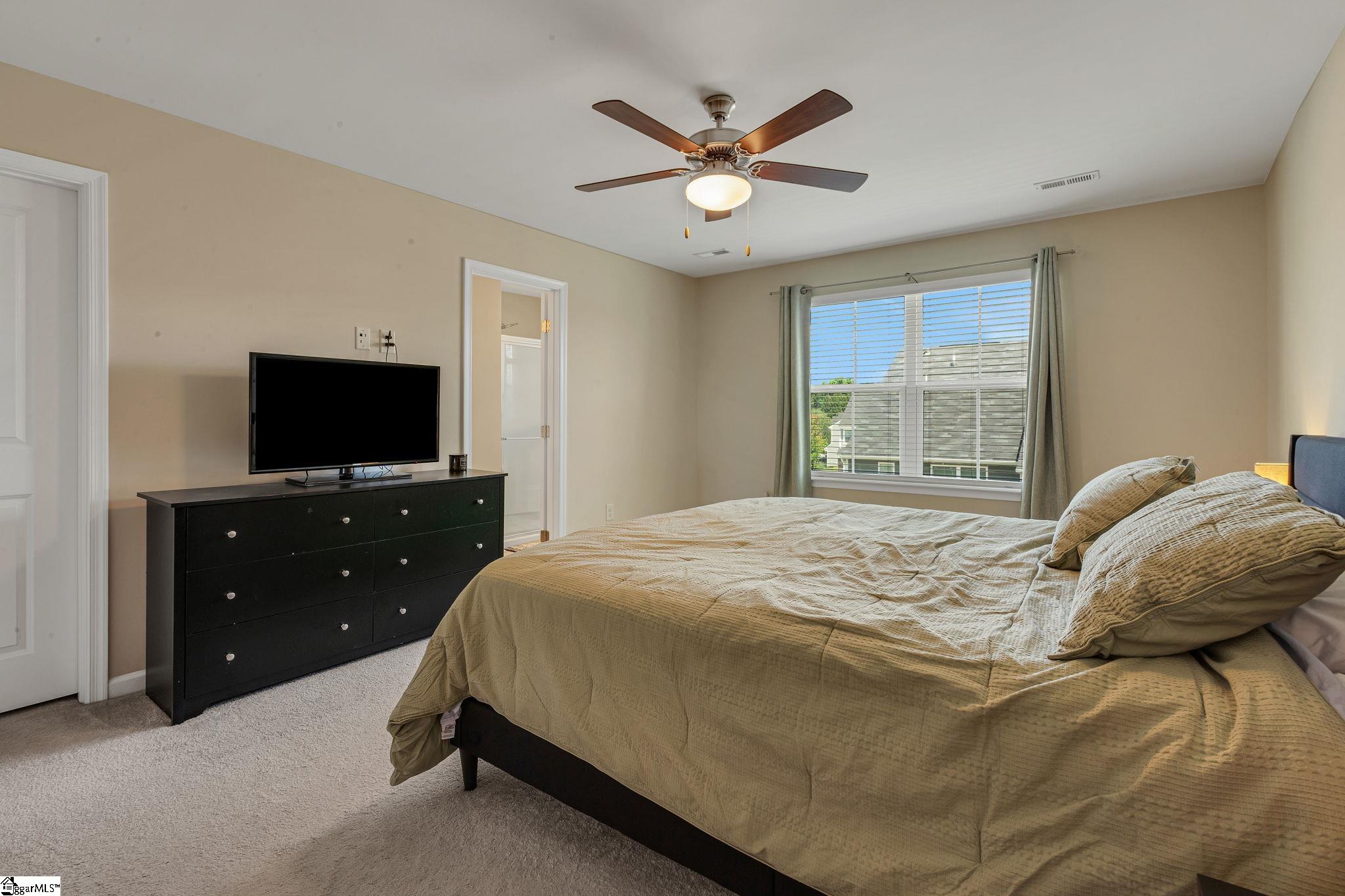 32 Country Dale Drive Greer, SC 29650