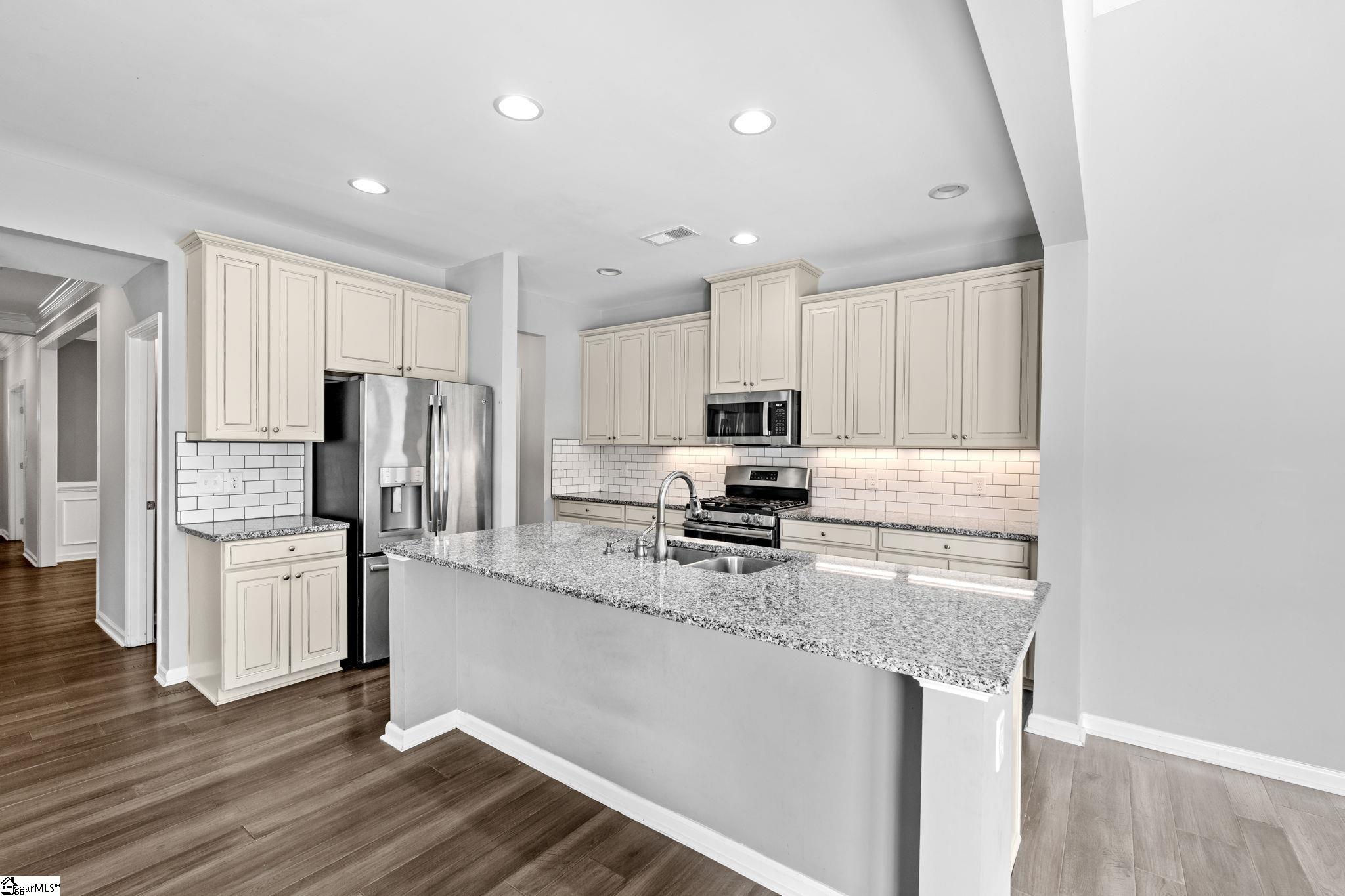 402 Front Porch Drive Fountain Inn, SC 29644