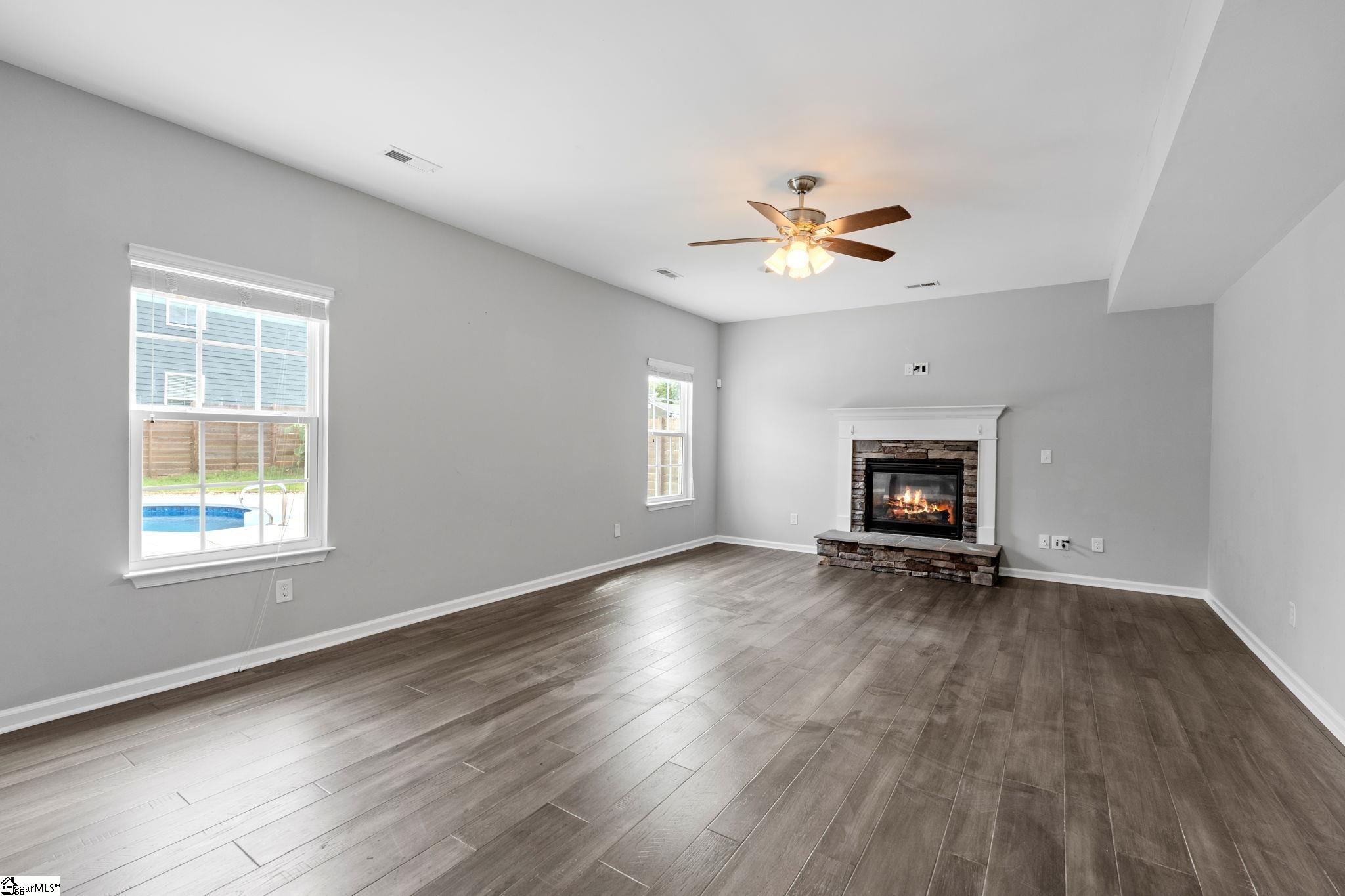 402 Front Porch Drive Fountain Inn, SC 29644
