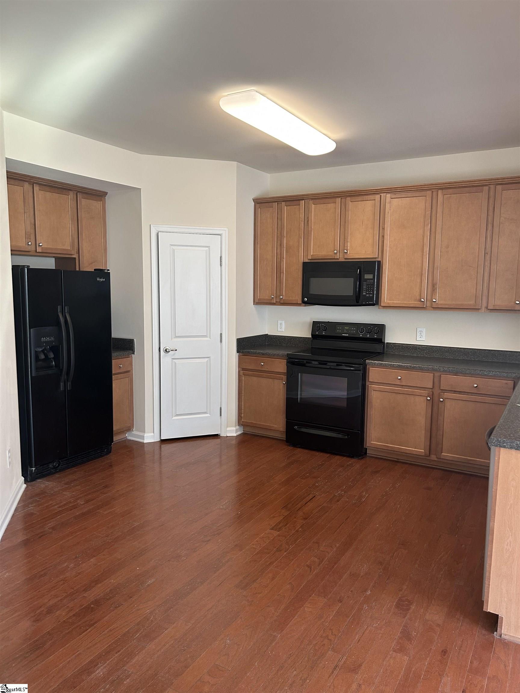 28 Shale Court Greenville, SC 29607