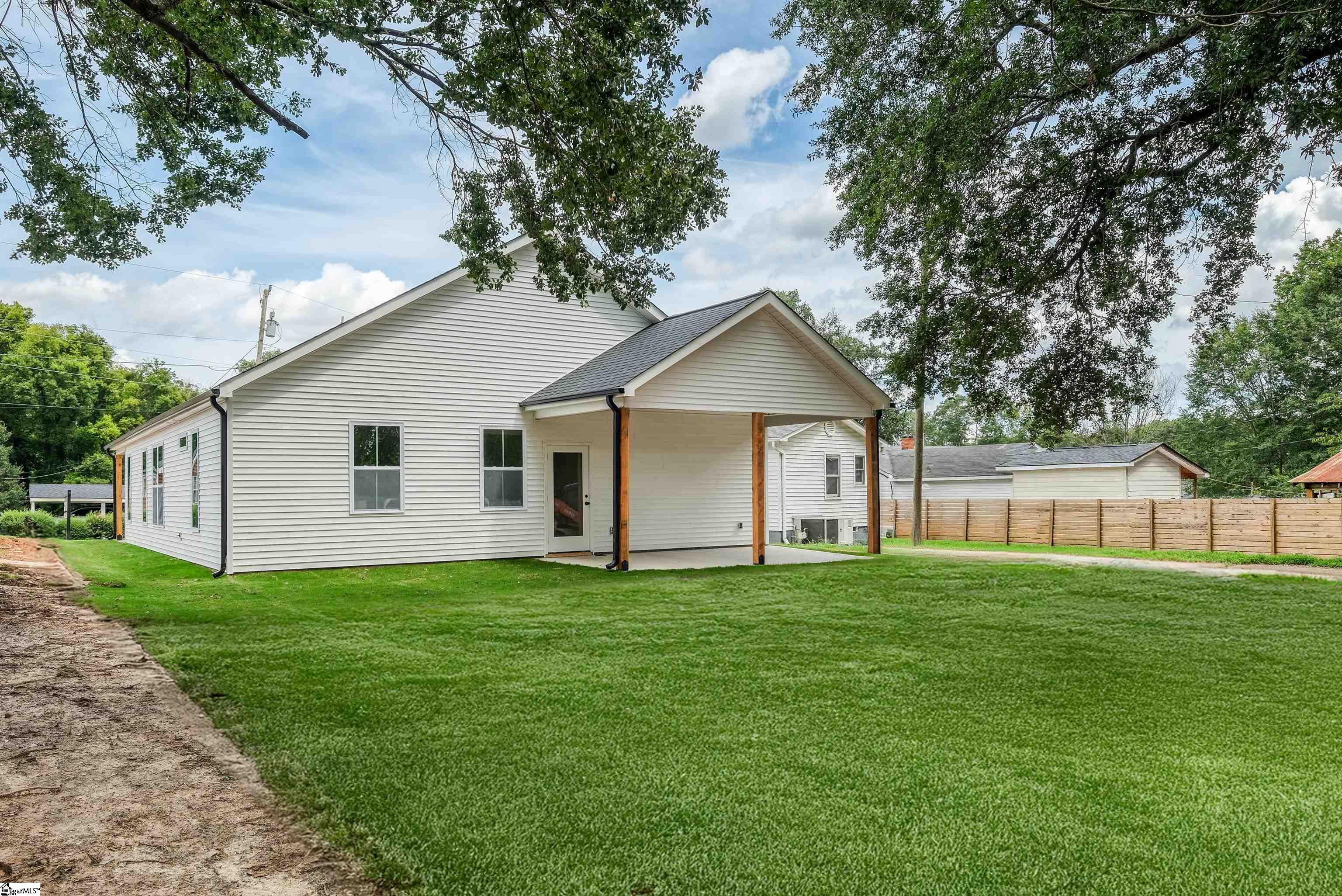 294 Morgan Street Greer, SC 29651