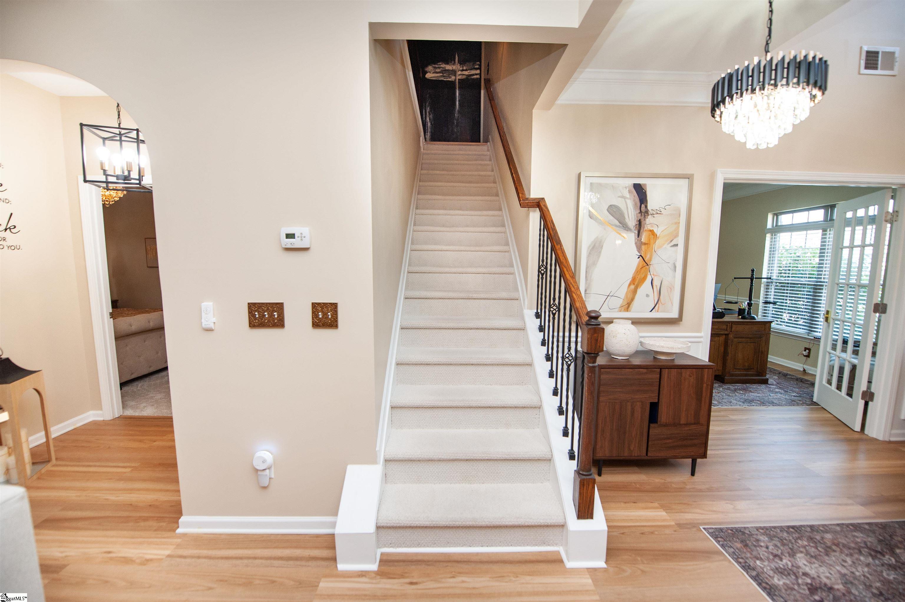 216 Ashcroft Lane Simpsonville, SC 29681-29