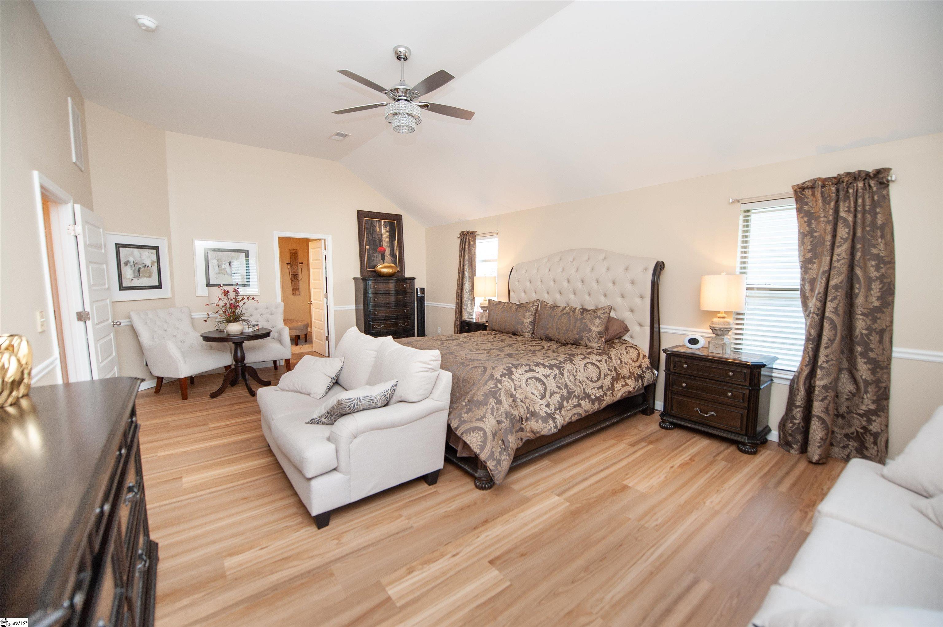 216 Ashcroft Lane Simpsonville, SC 29681-29