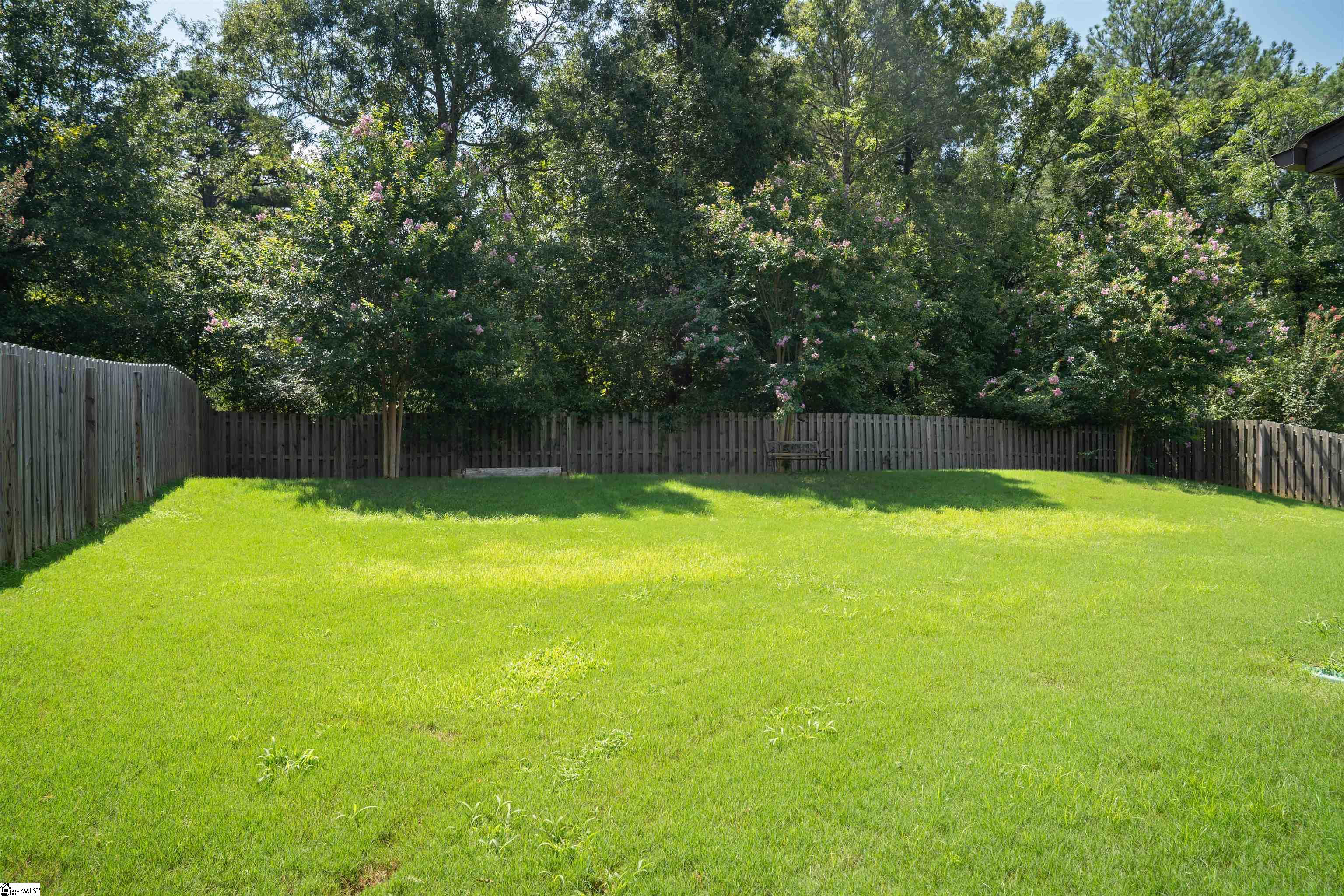 216 Ashcroft Lane Simpsonville, SC 29681-29