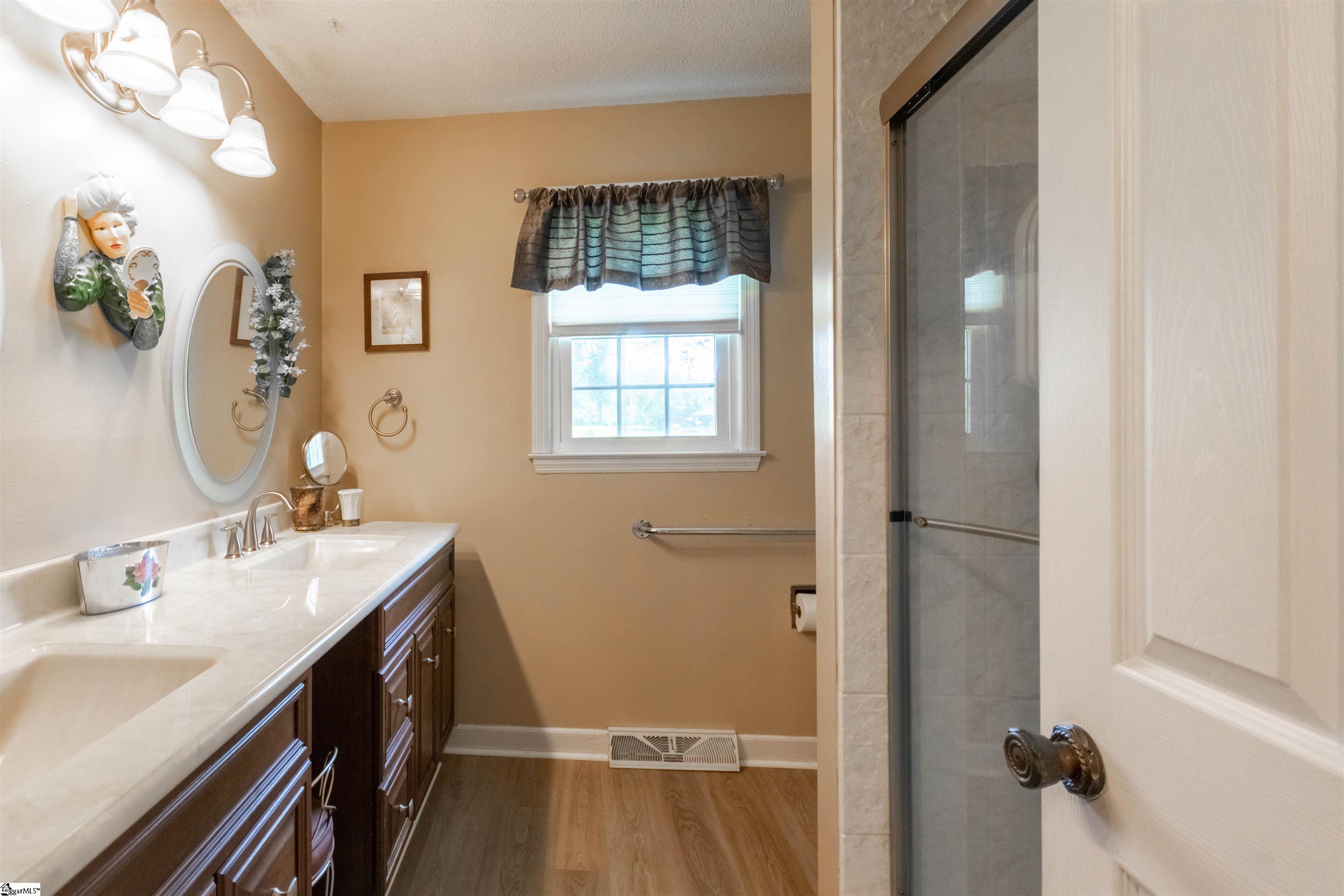 614 Bethany Church Road Moore, SC 29369