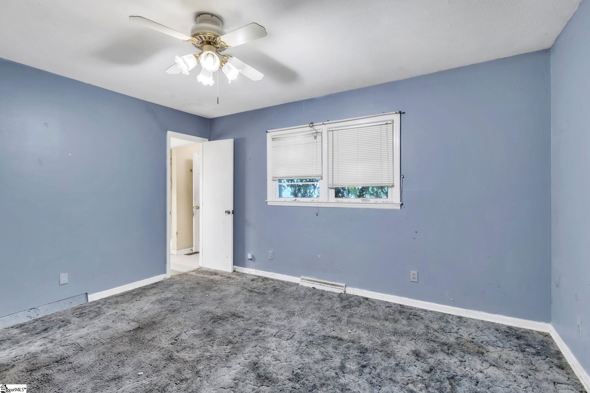 13 Bedford Lane Taylors, SC 29687-3994