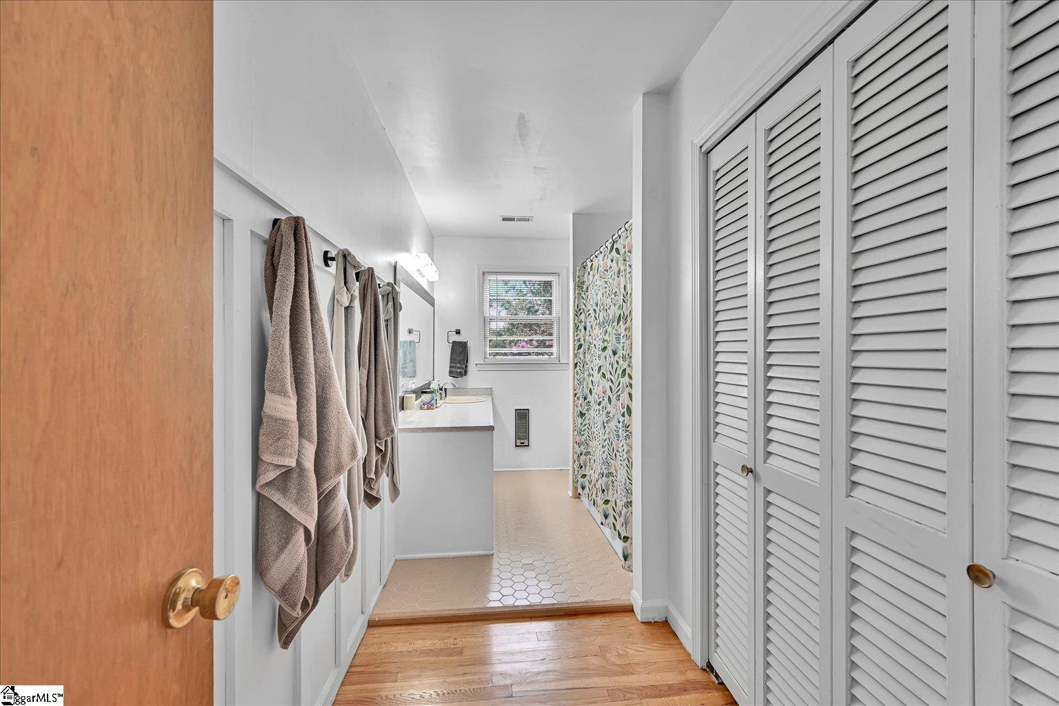 107 Meadow Lane Liberty, SC 29657