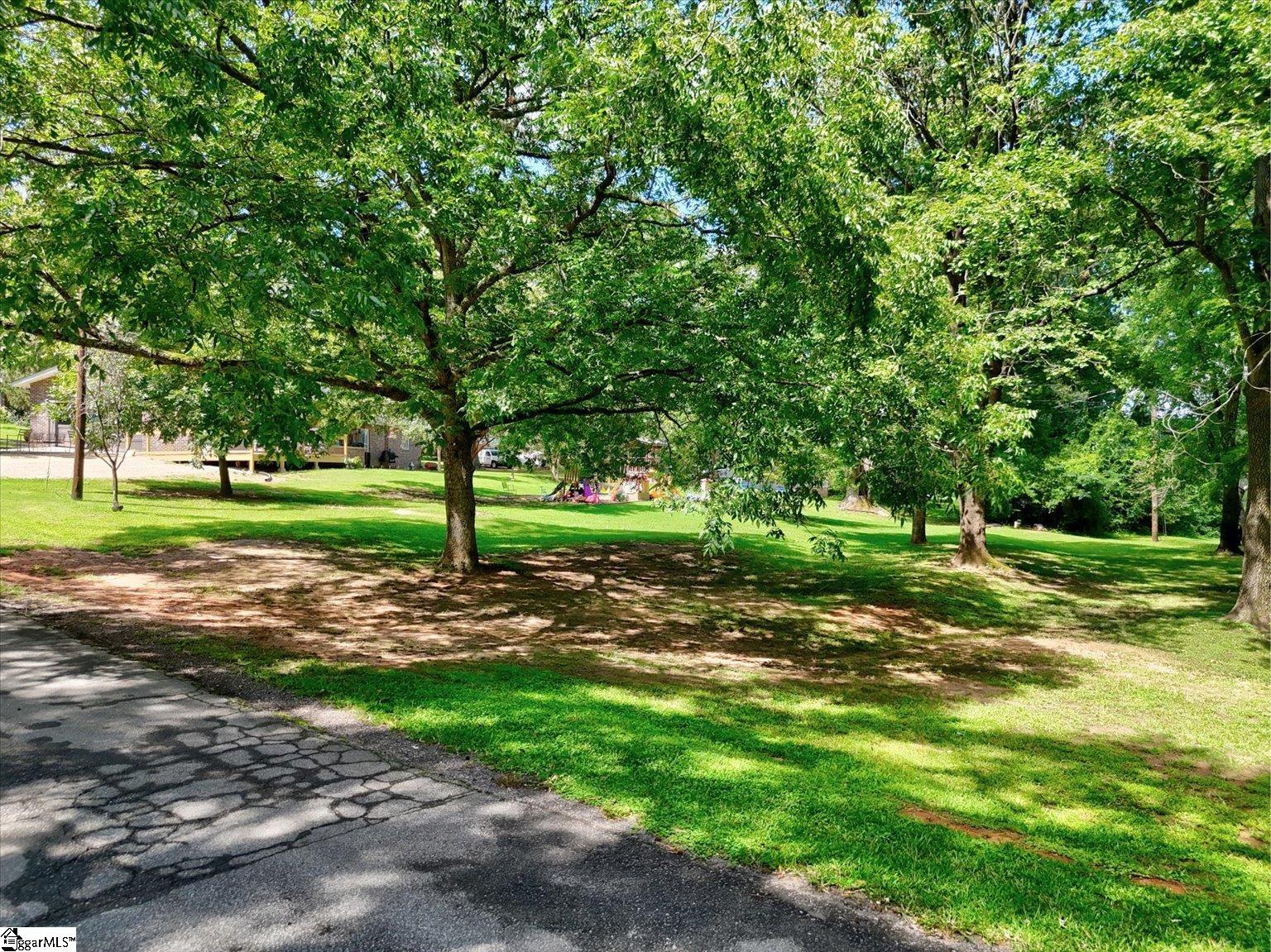 107 Meadow Lane Liberty, SC 29657