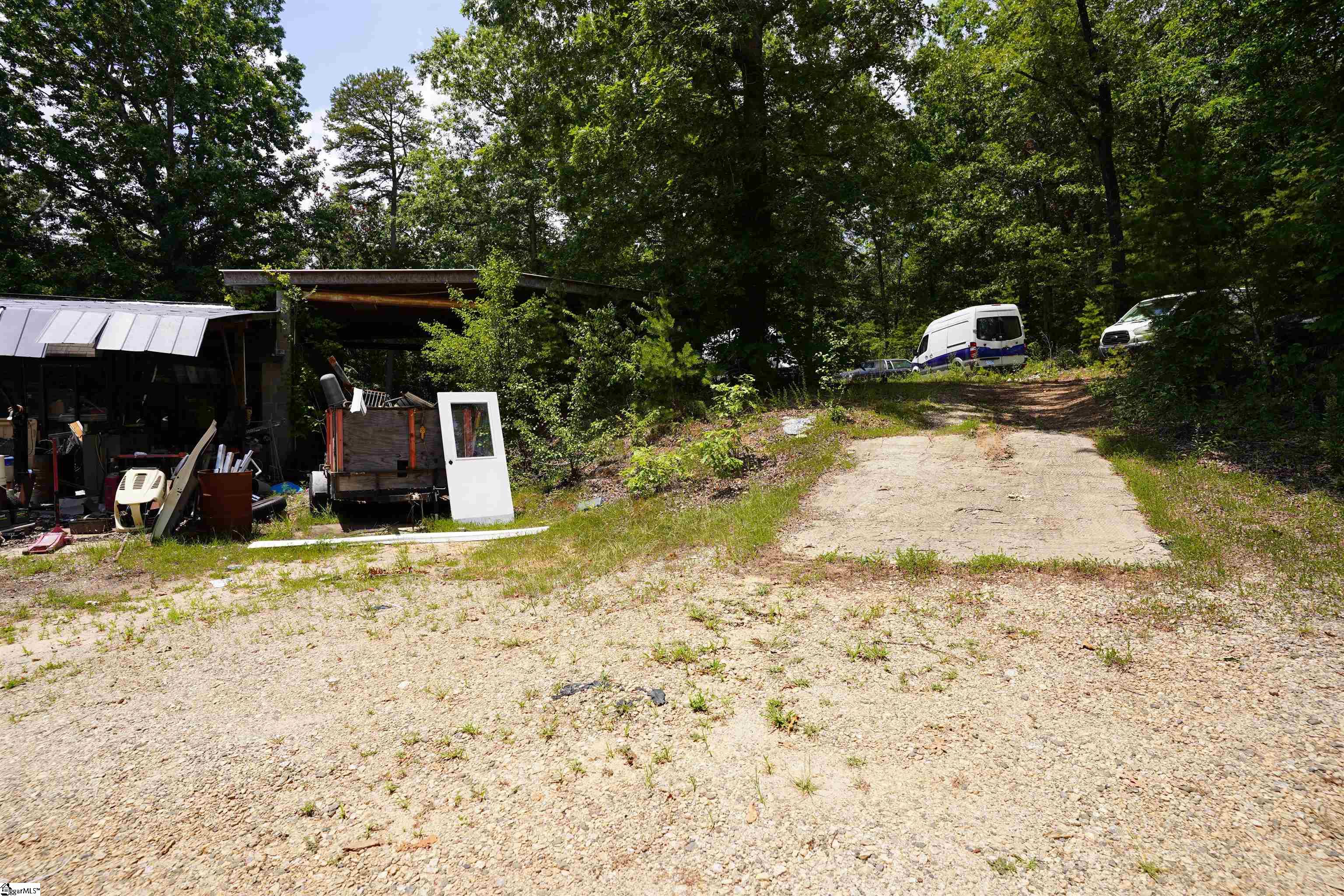 1212 Pleasant Hill Road Landrum, SC 29356