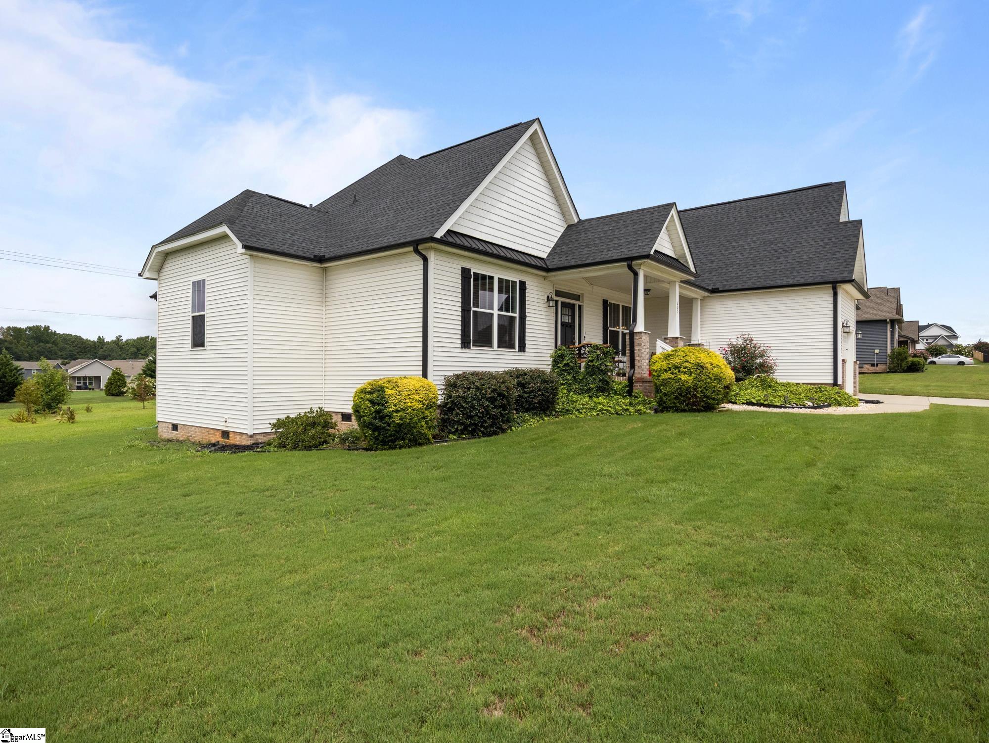 205 Barnstead Court Piedmont, SC 29673
