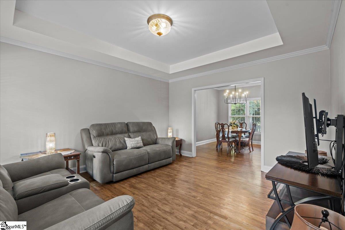 155 Lake Park Drive Spartanburg, SC 29306
