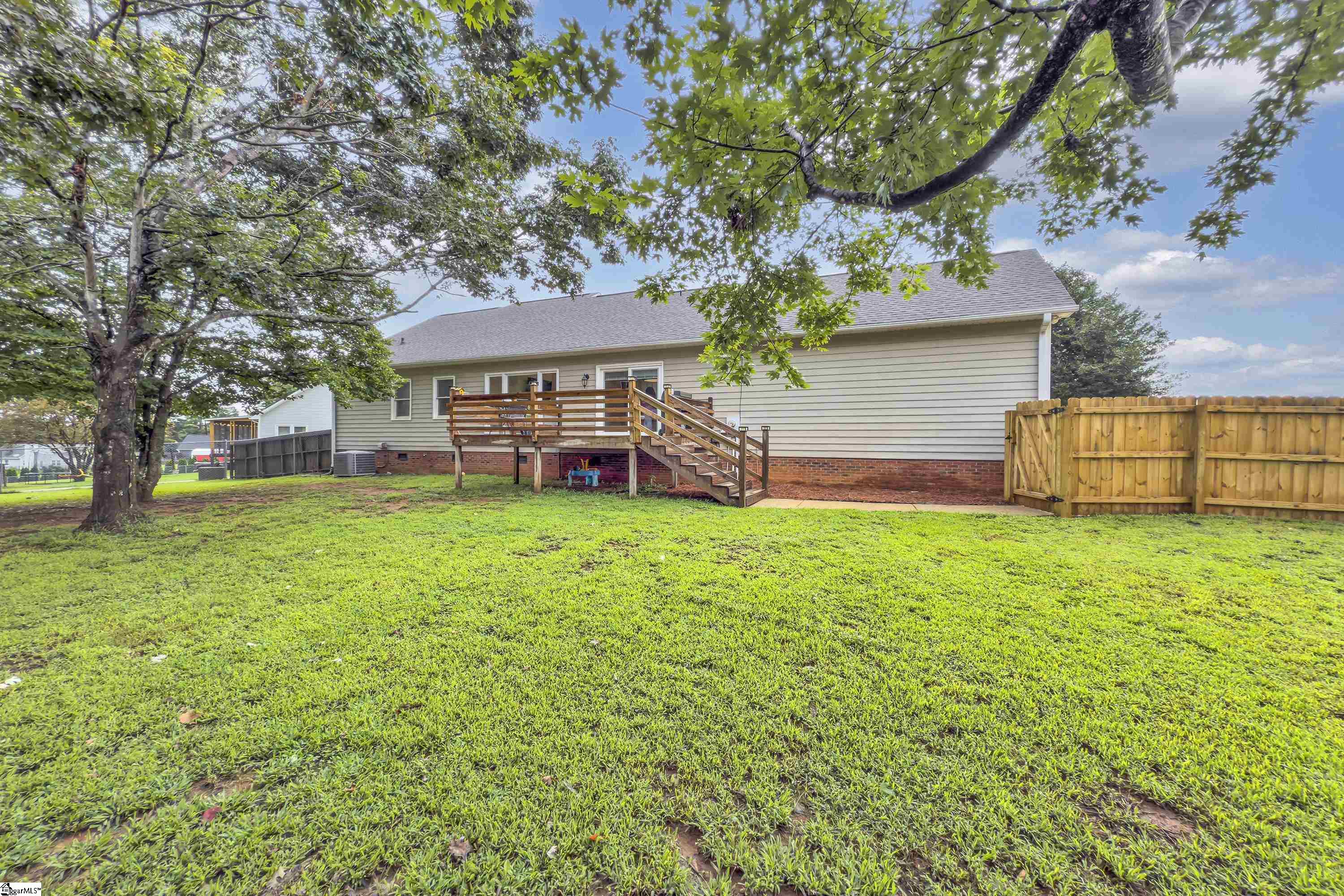 117 Captain Tom Court Spartanburg, SC 29306