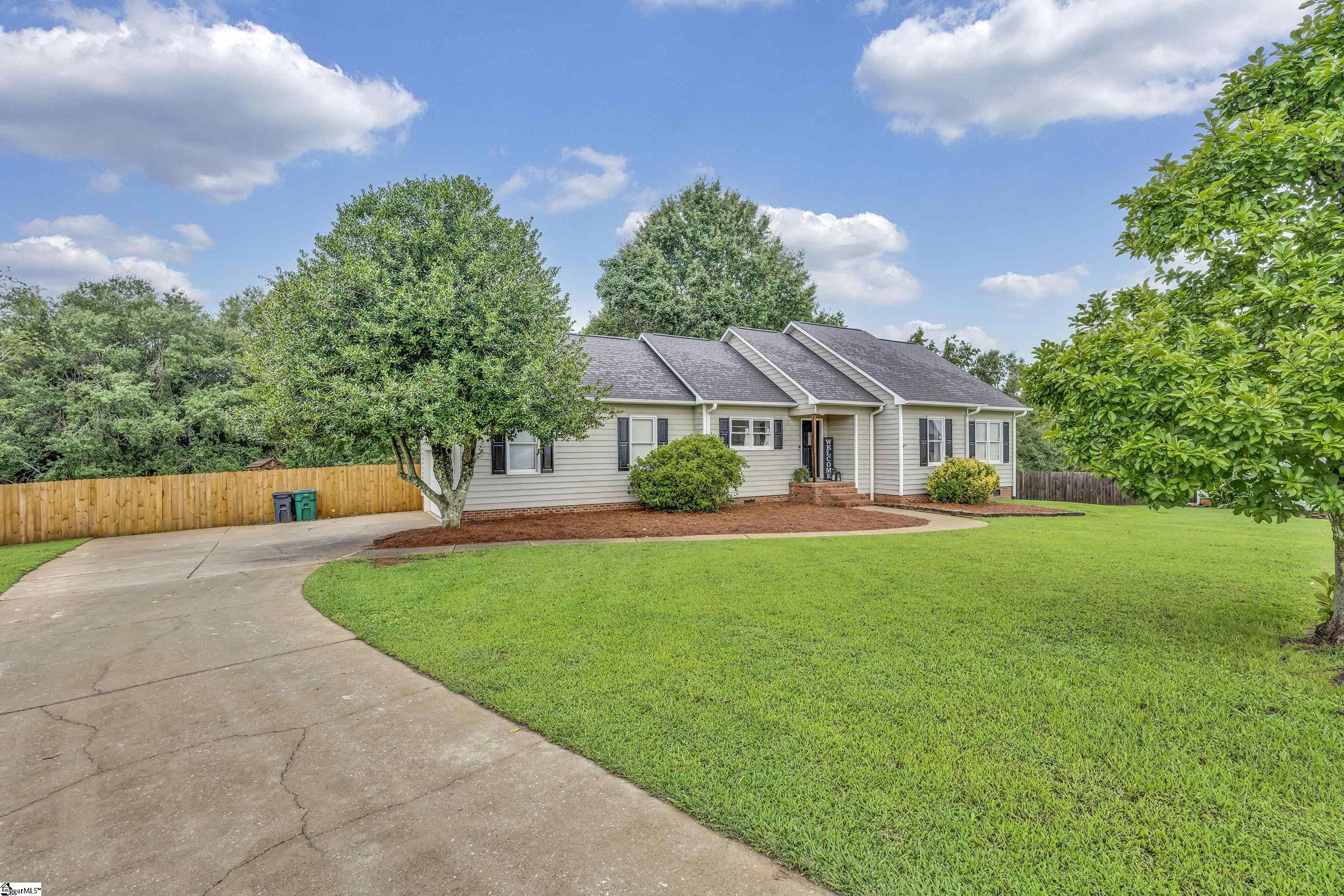 117 Captain Tom Court Spartanburg, SC 29306