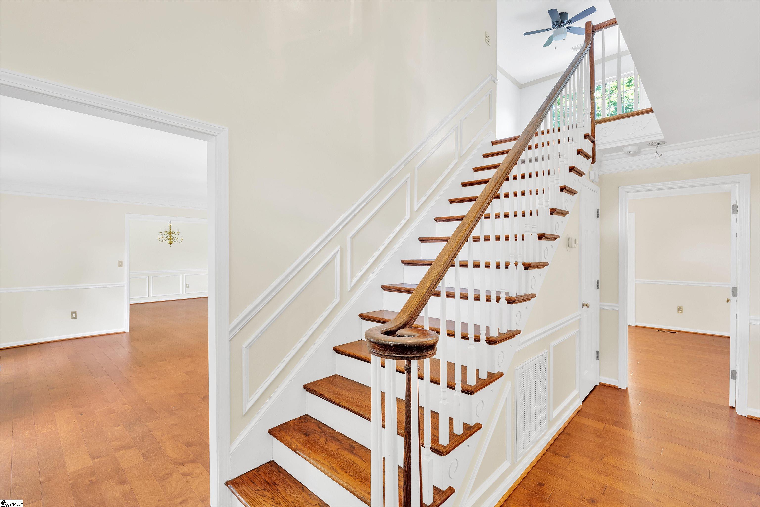 218 Fairview Drive Greenville, SC 29609