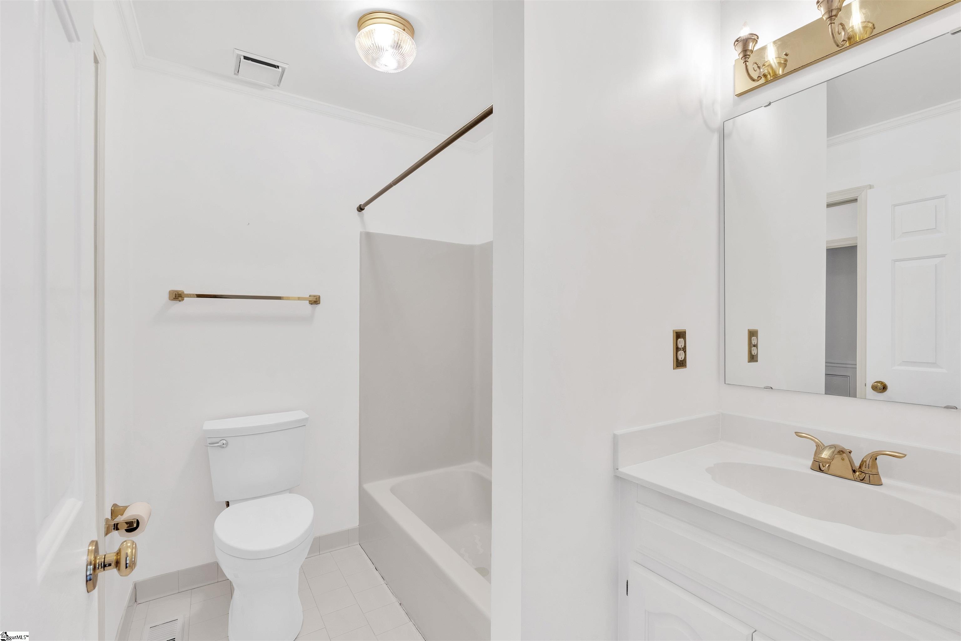 218 Fairview Drive Greenville, SC 29609