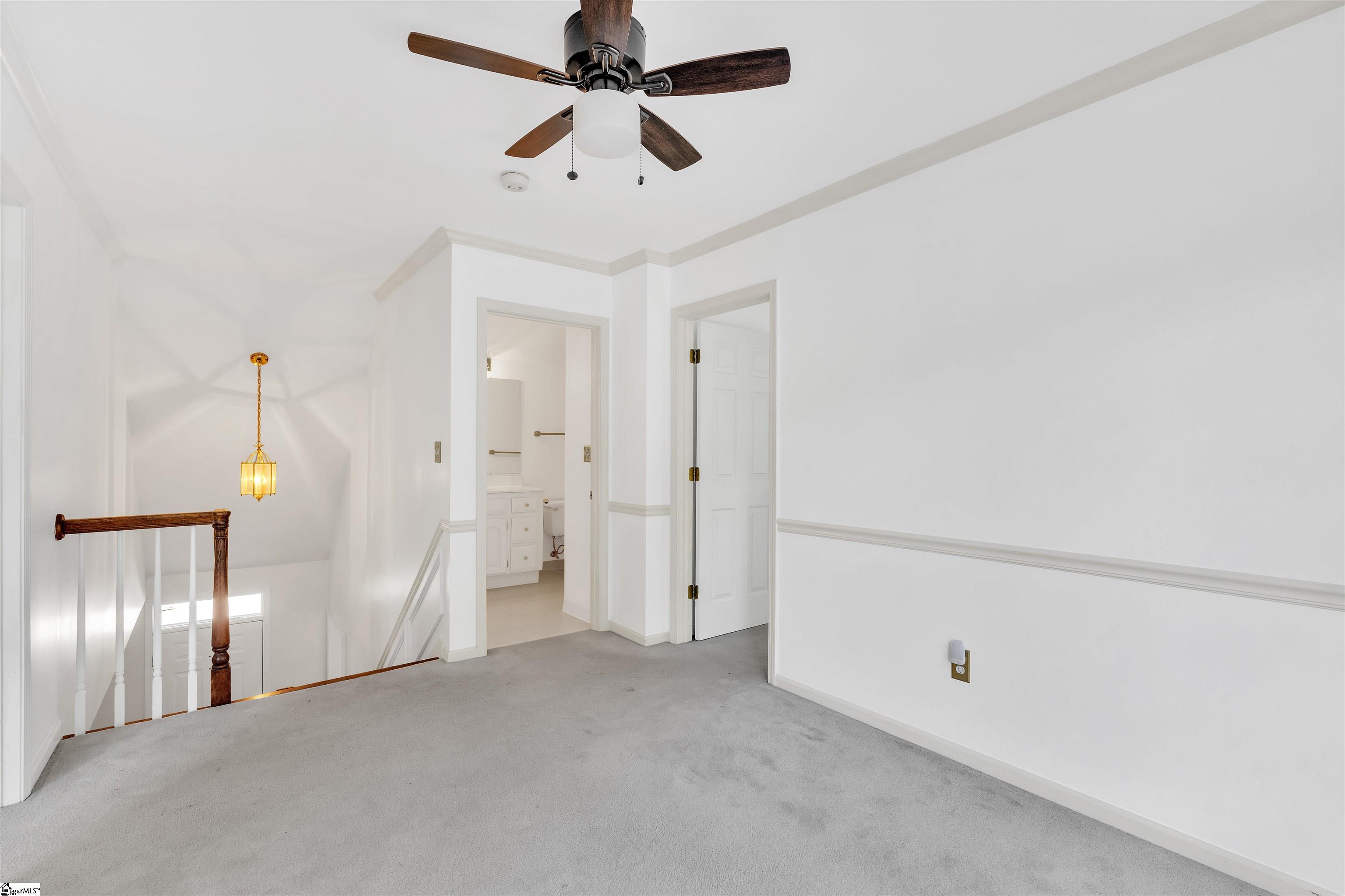 218 Fairview Drive Greenville, SC 29609