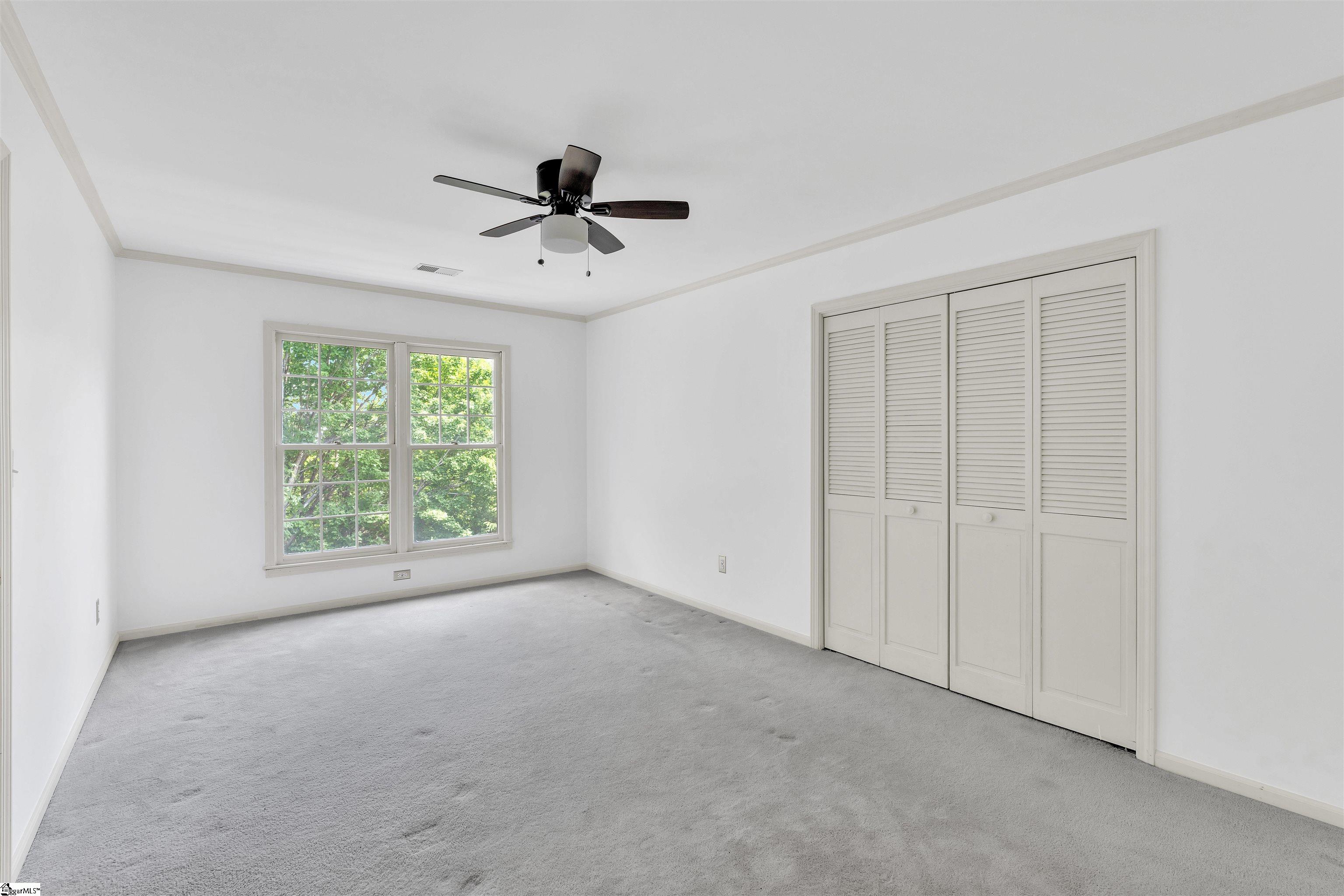 218 Fairview Drive Greenville, SC 29609