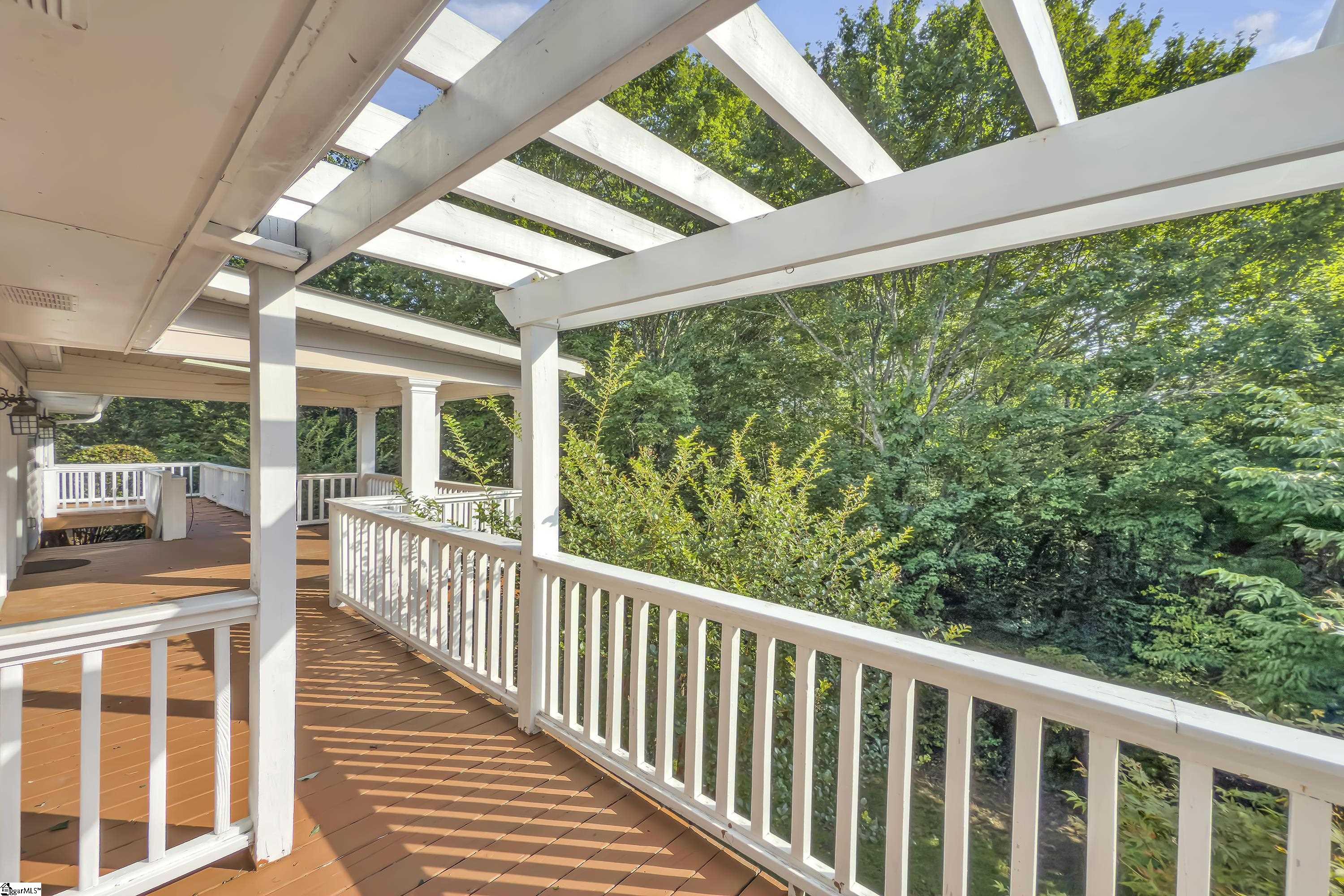 218 Fairview Drive Greenville, SC 29609