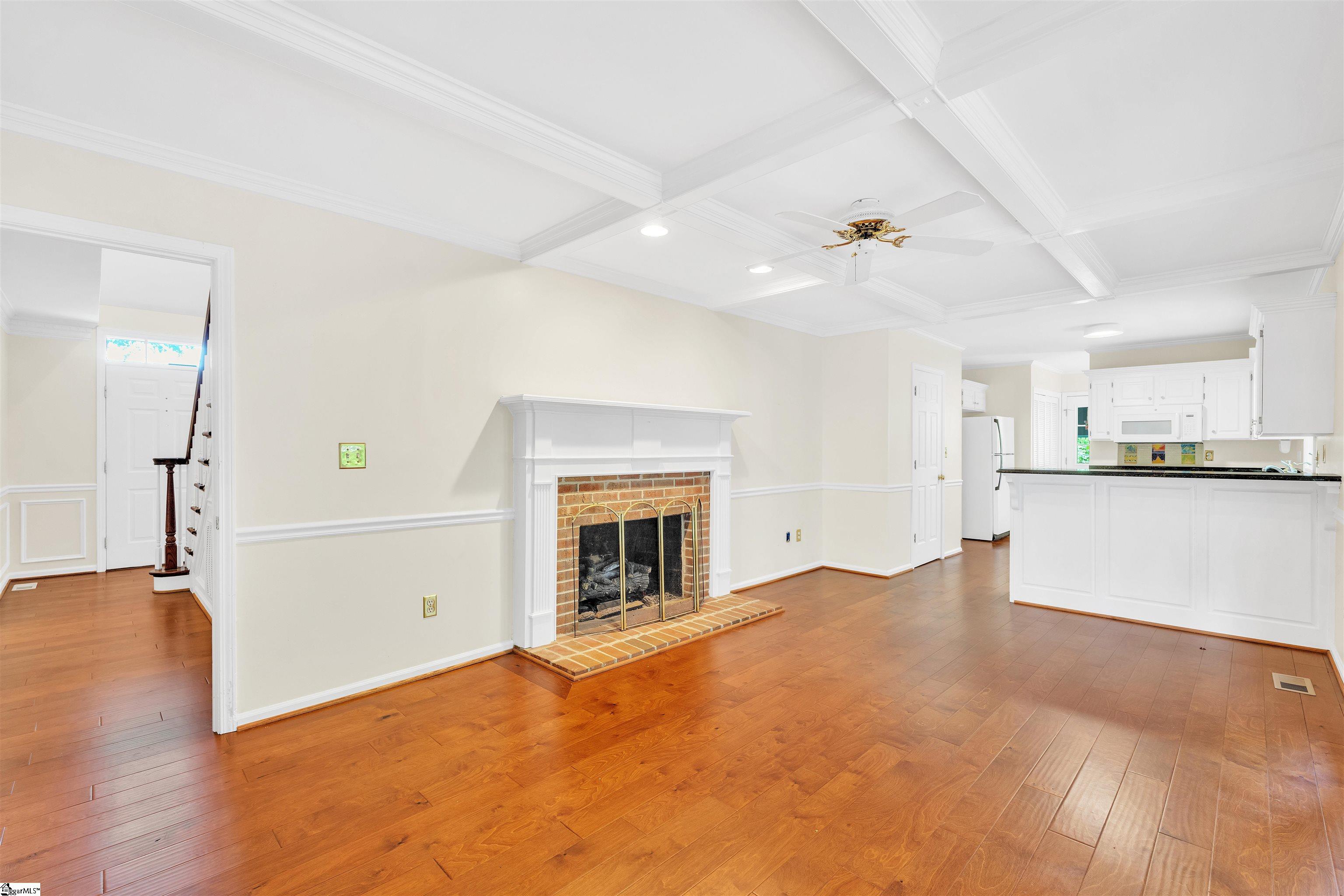 218 Fairview Drive Greenville, SC 29609
