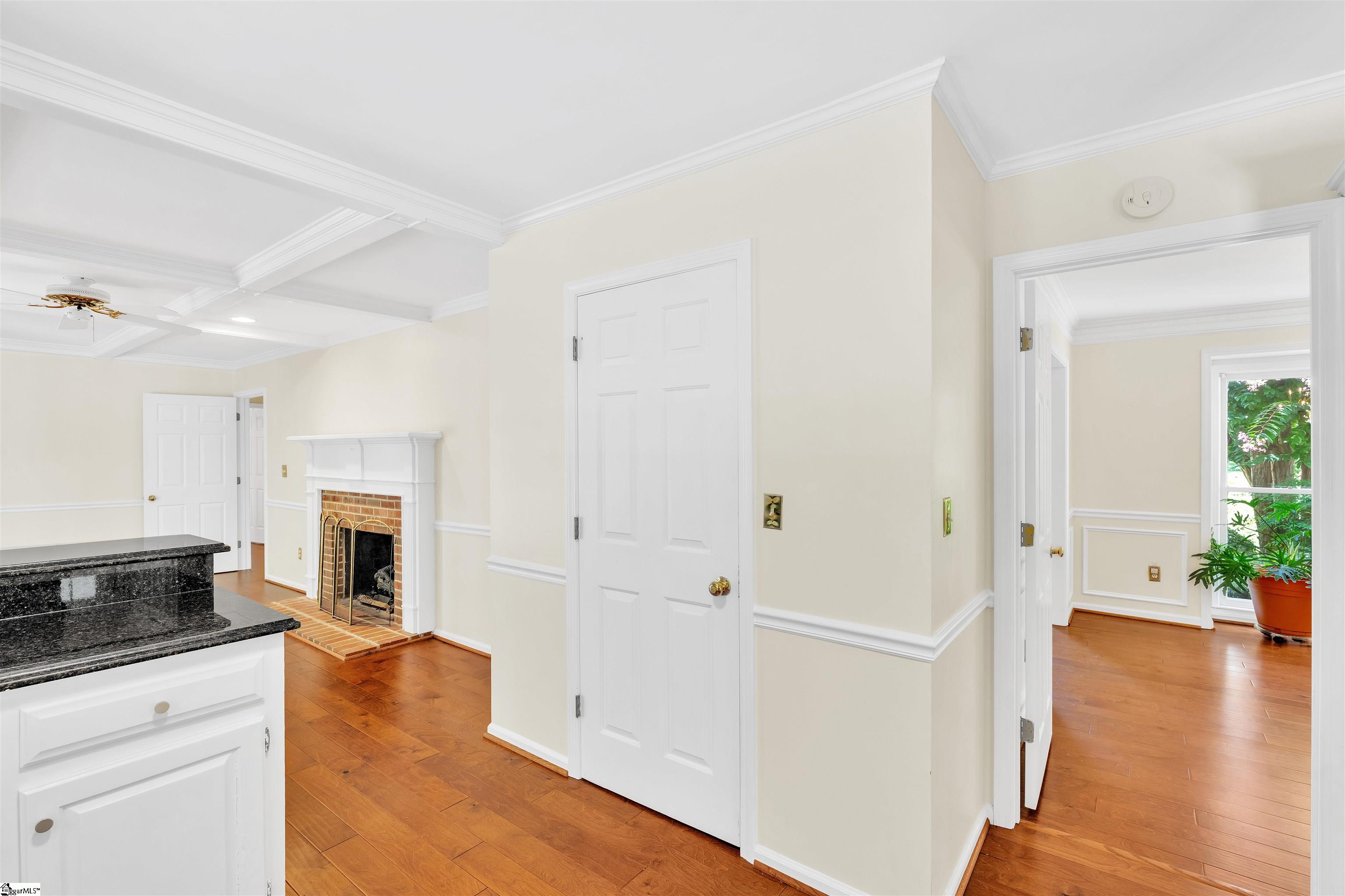 218 Fairview Drive Greenville, SC 29609