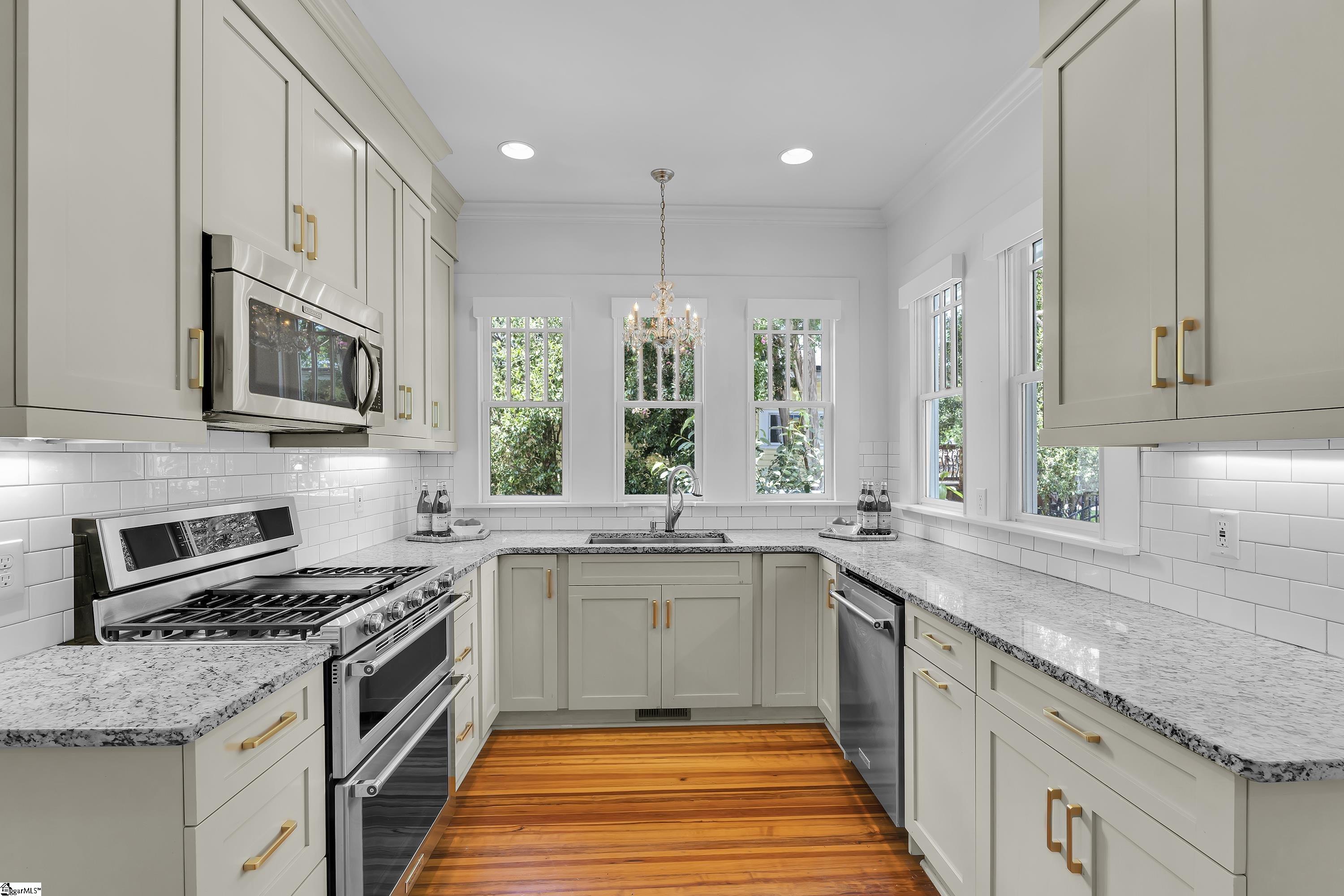 107 Grove Road Greenville, SC 29605