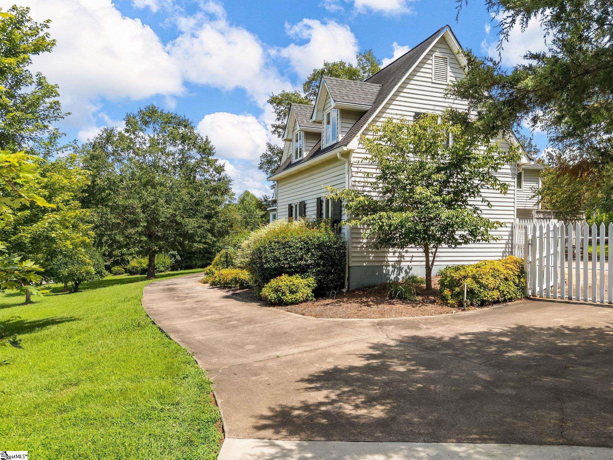 100 Heritage Hills Drive Spartanburg, SC 29307