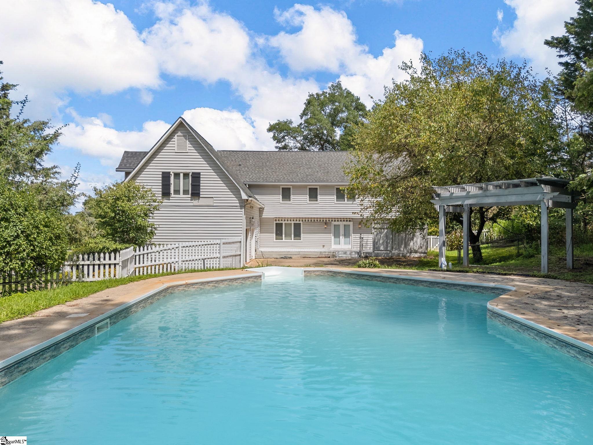 100 Heritage Hills Drive Spartanburg, SC 29307