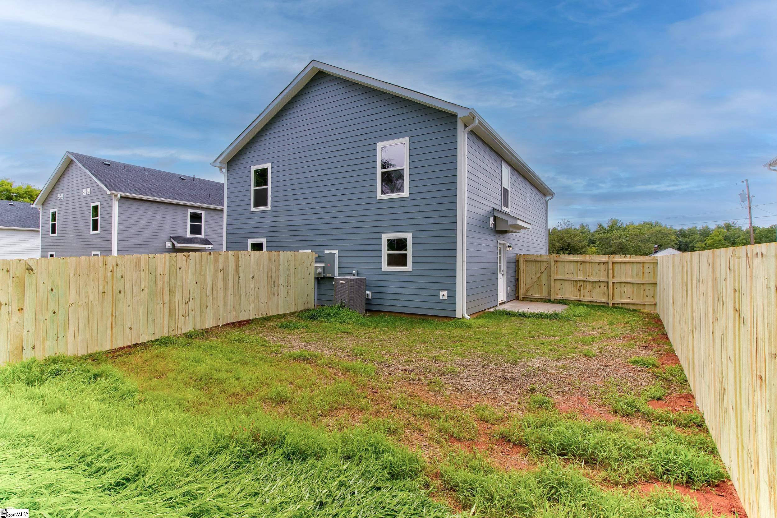 16 Catawba Avenue Greenville, SC 29611