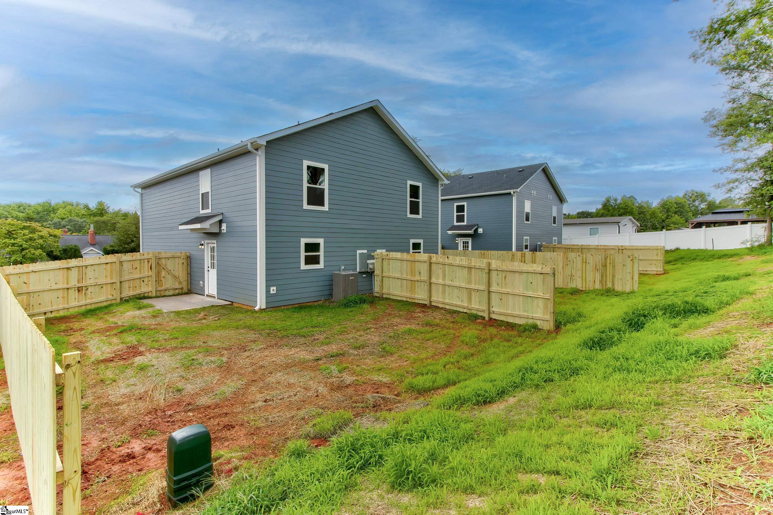 16 Catawba Avenue Greenville, SC 29611