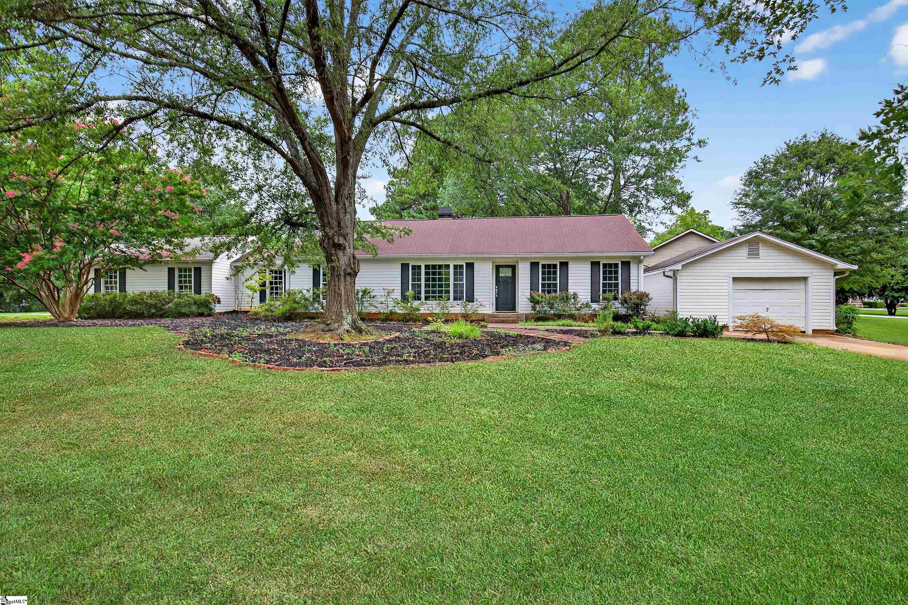 102 Harness Trail Simpsonville, SC 29681