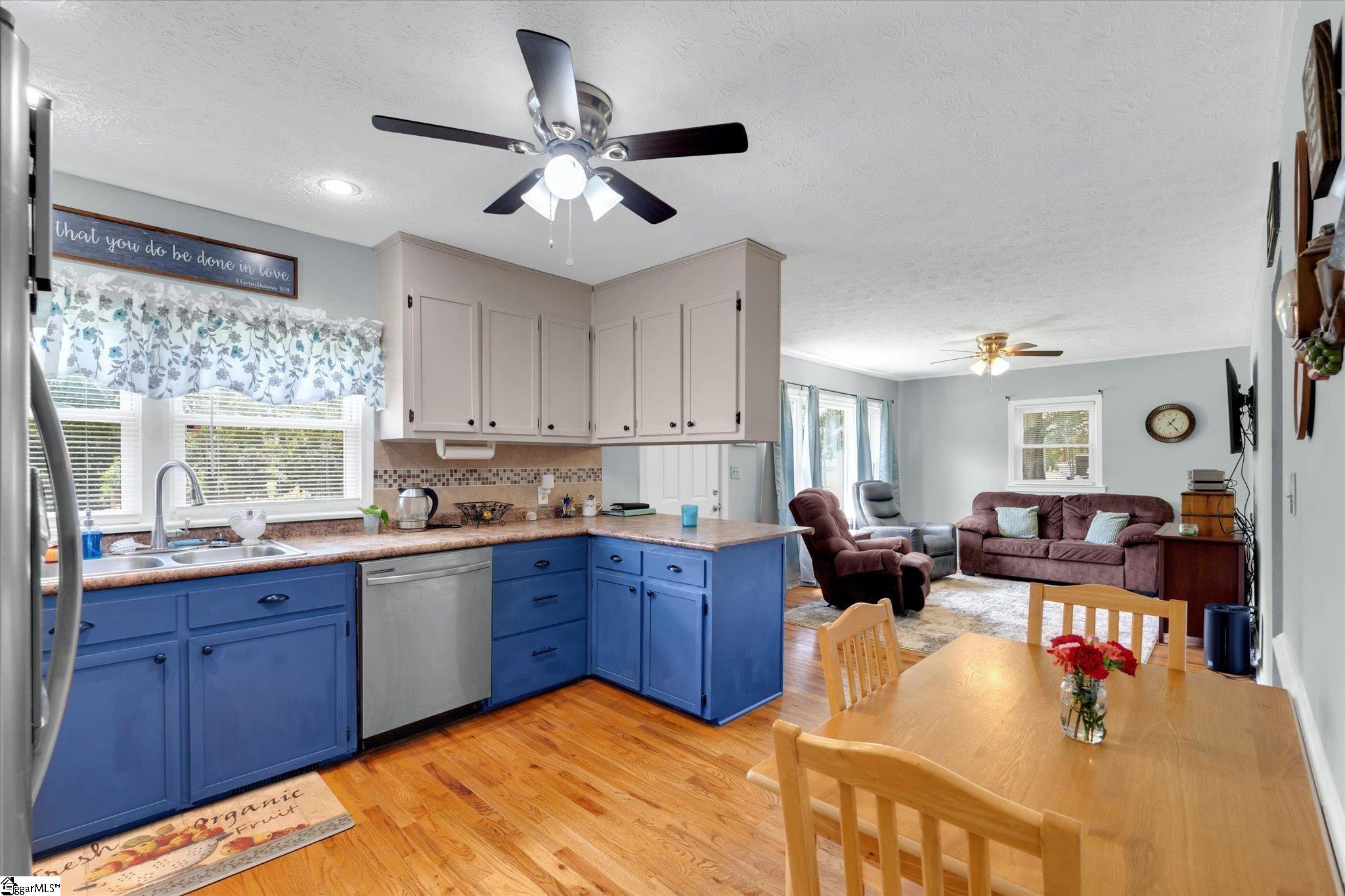 203 Phillips Avenue Easley, SC 29640