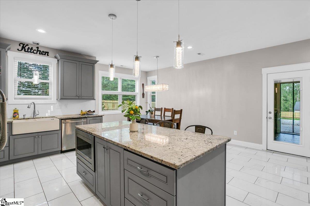 343 Fairview Church Road Fountain Inn, SC 29644