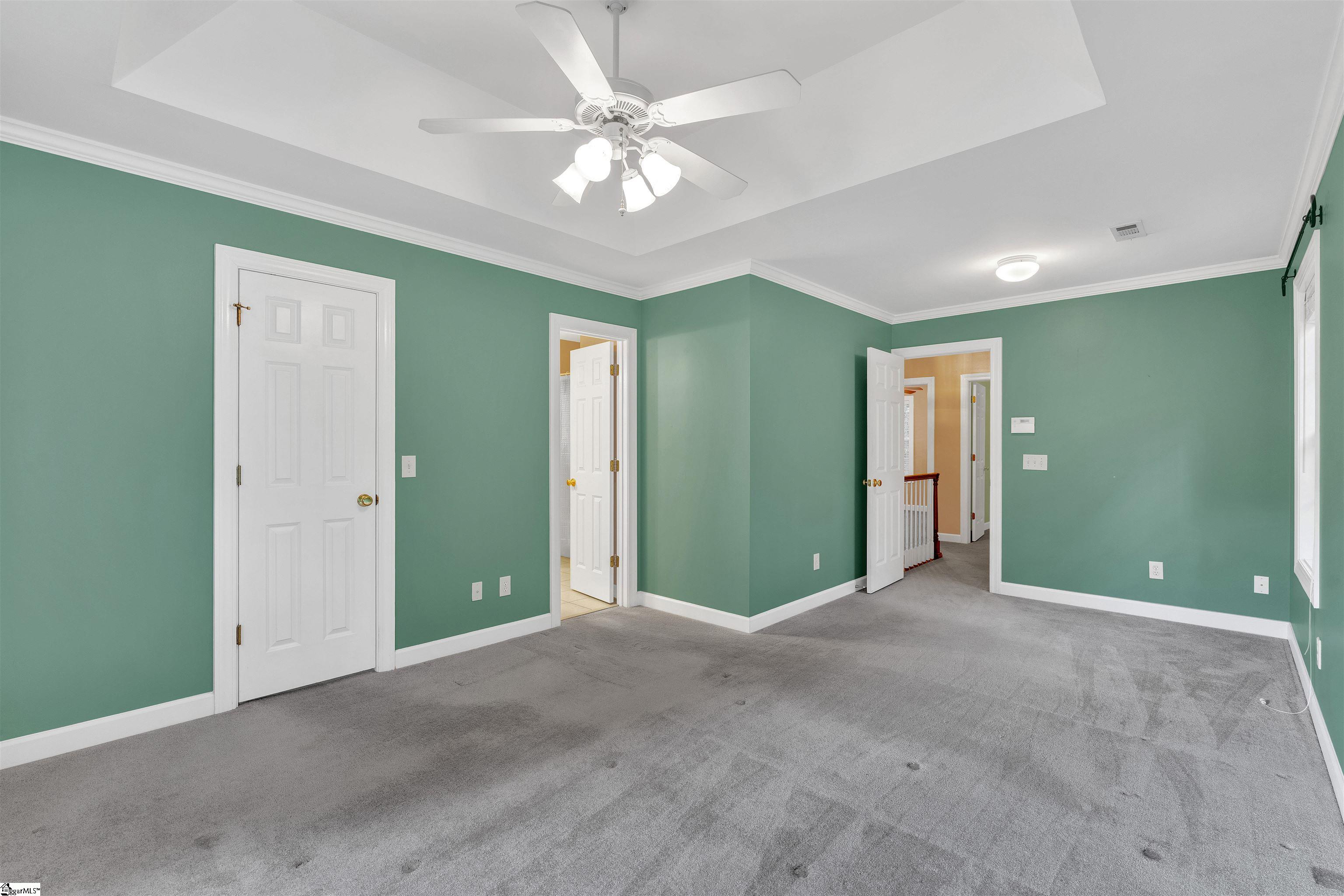 1038 Summit Drive Greenville, SC 29609