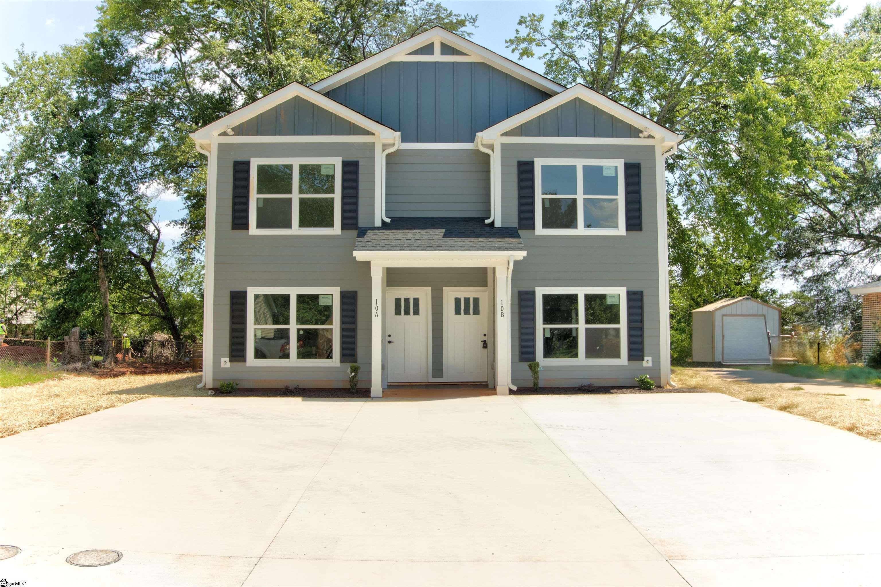 10 Berea Forest Circle Greenville, SC 29617