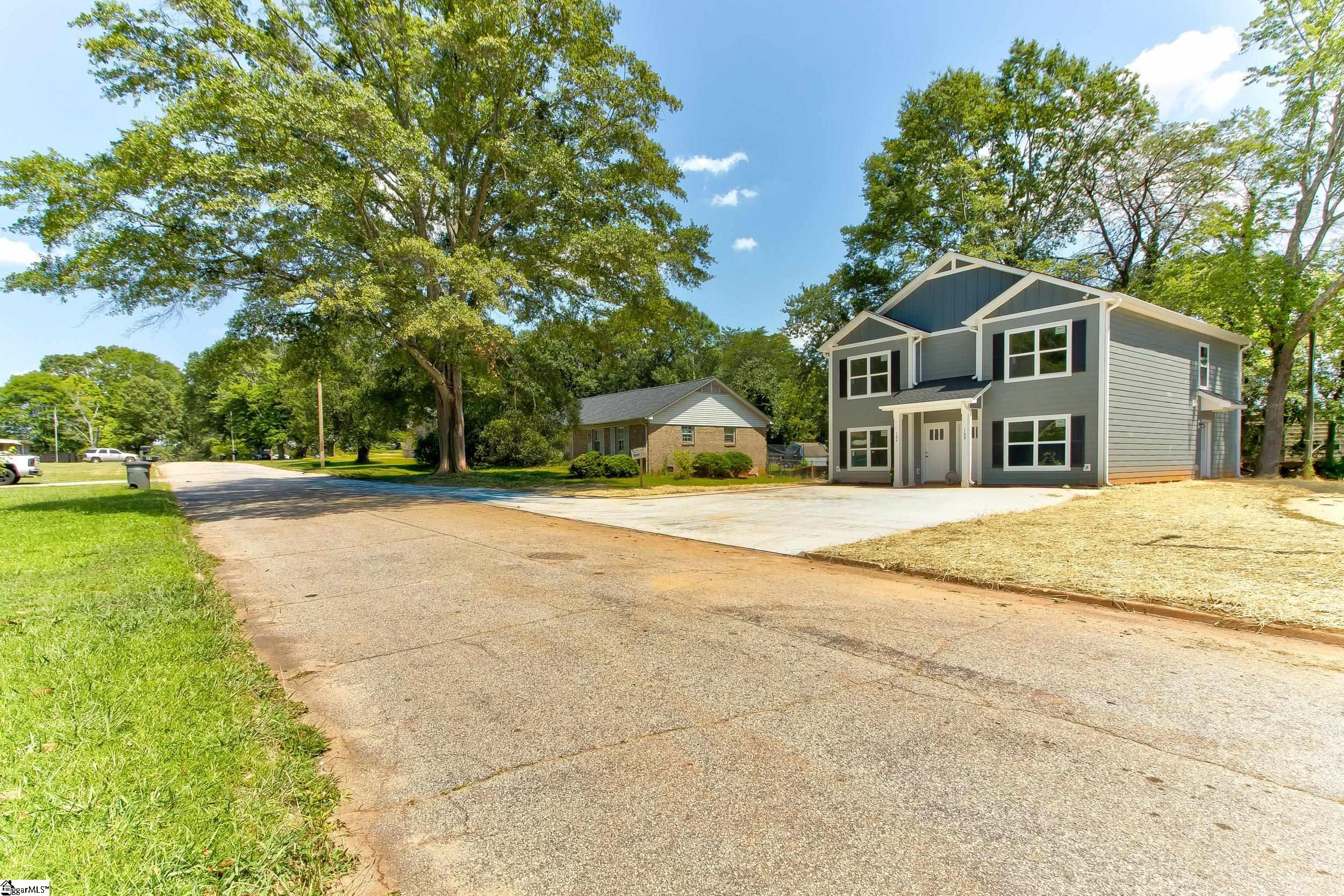 10 Berea Forest Circle Greenville, SC 29617