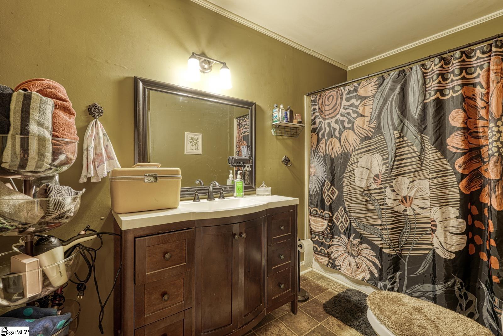 309 Shaw Street Greenville, SC 29609