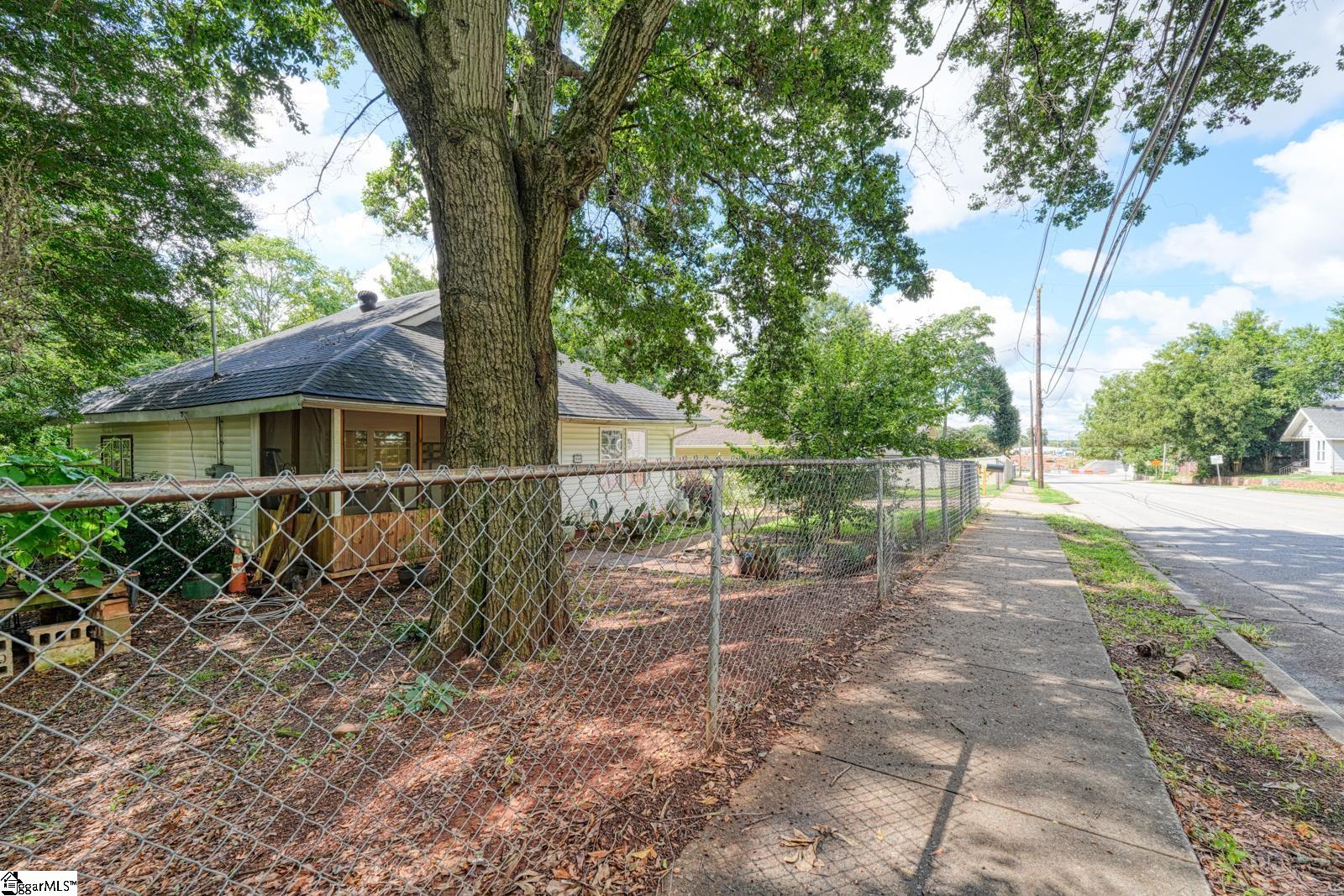 309 Shaw Street Greenville, SC 29609