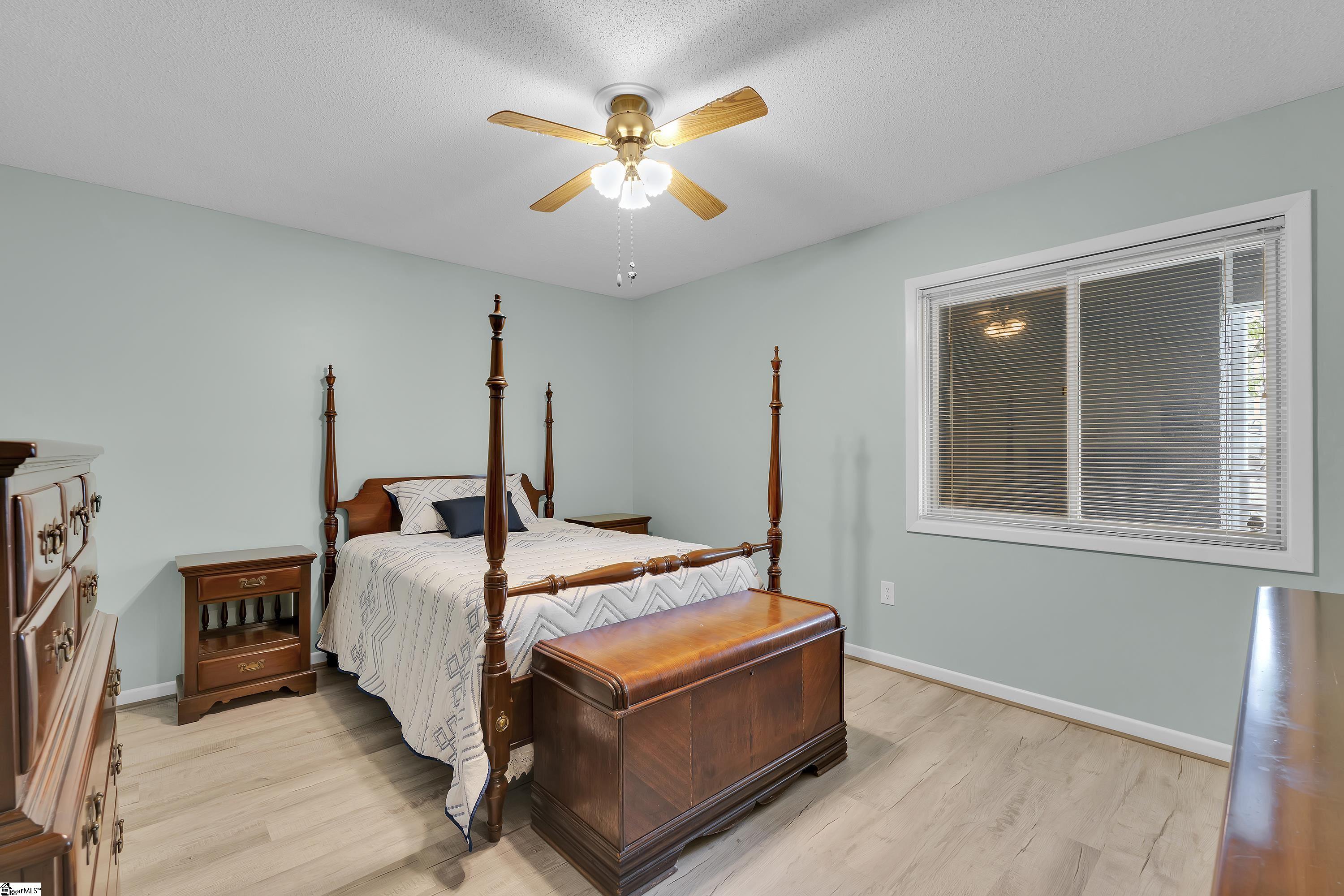 405 Northlake Drive Anderson, SC 29625