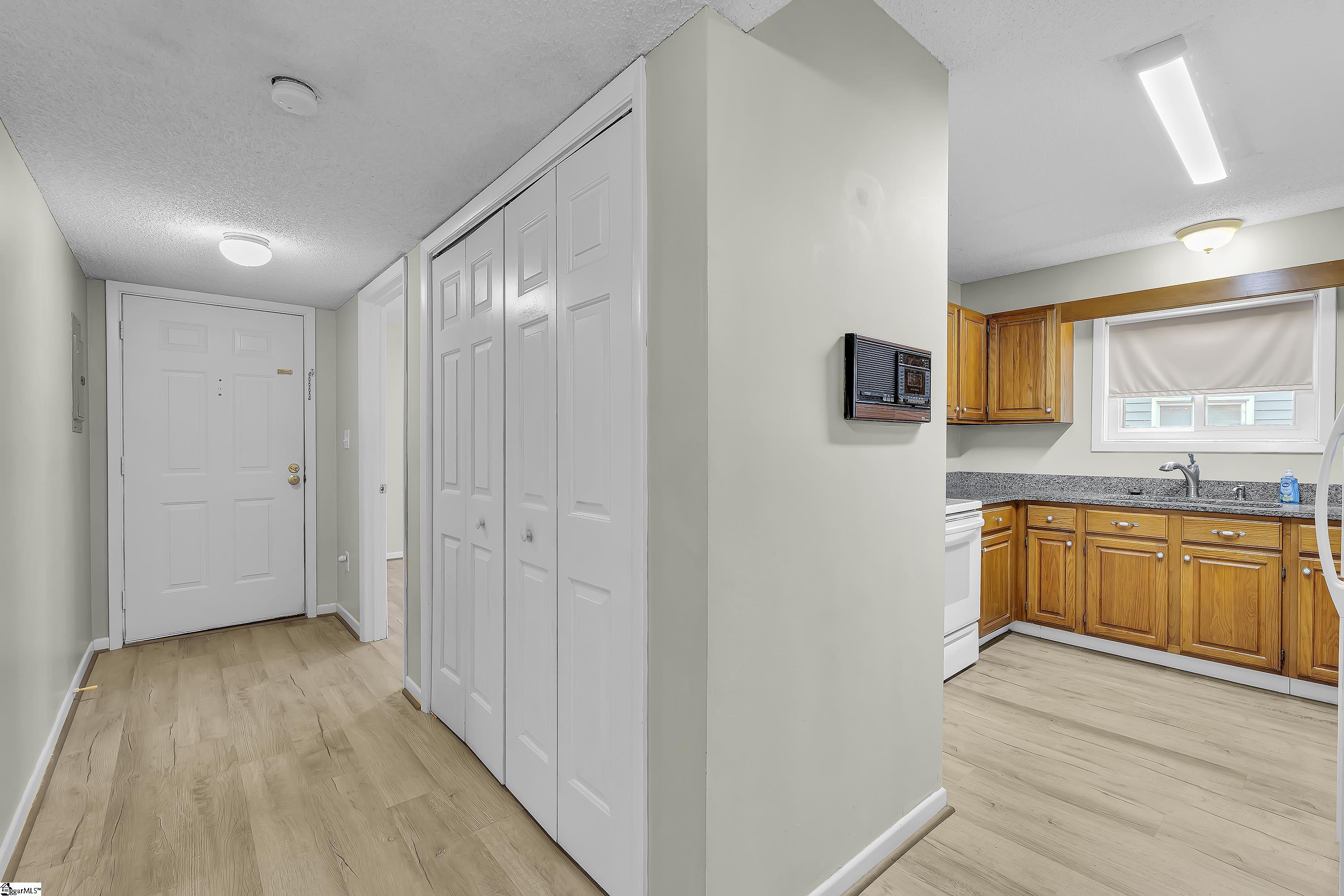 405 Northlake Drive Anderson, SC 29625